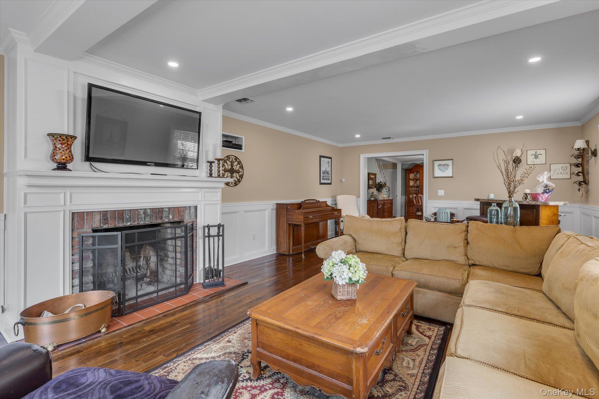 #4 photo, 222 Bay Avenue, Bayport , NY 11705