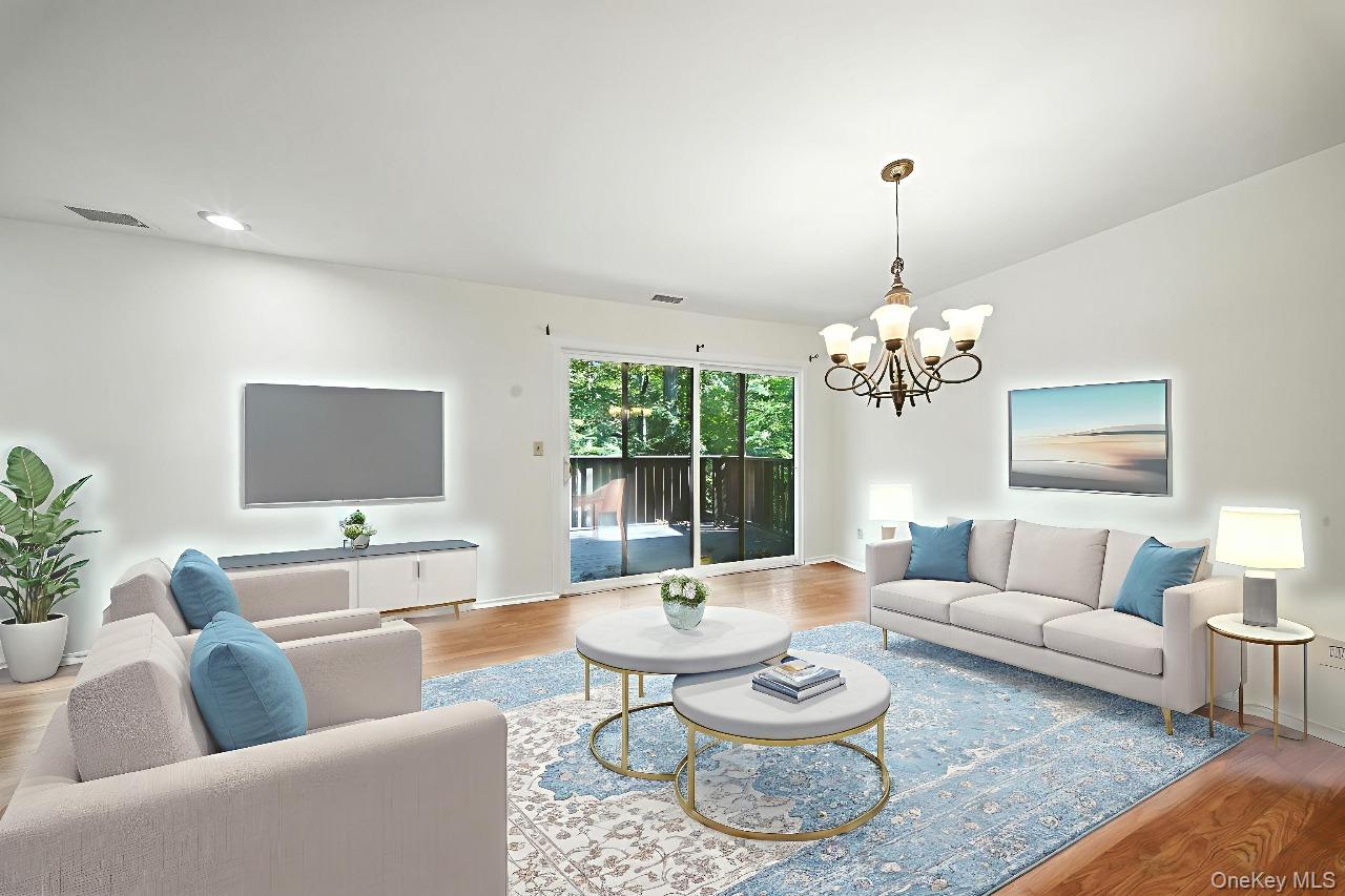 #3 photo, 4 Aspen Court, Woodbury , NY 10930