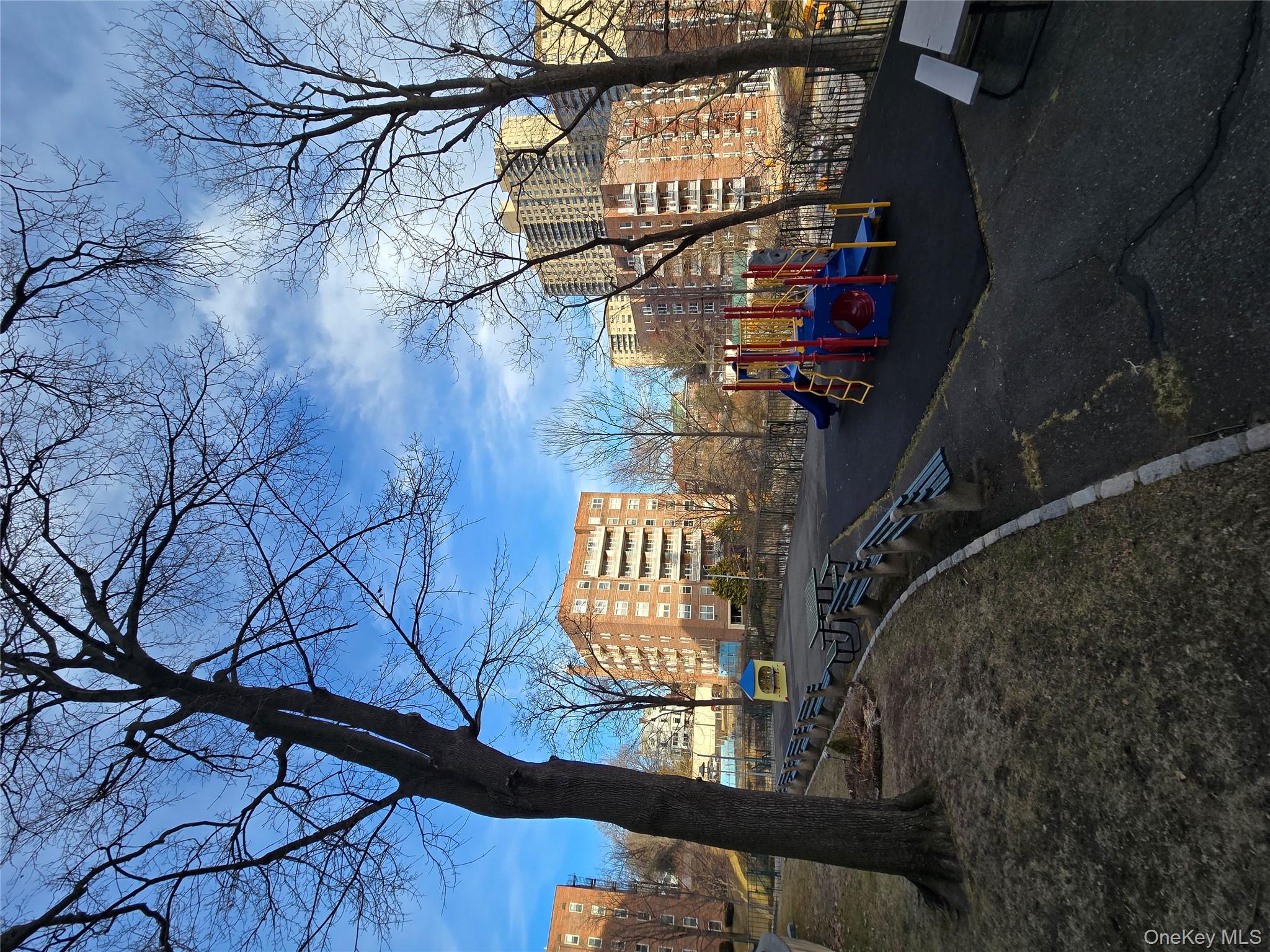 #2 photo, 80 Knolls Crescent, Bronx , NY 10463