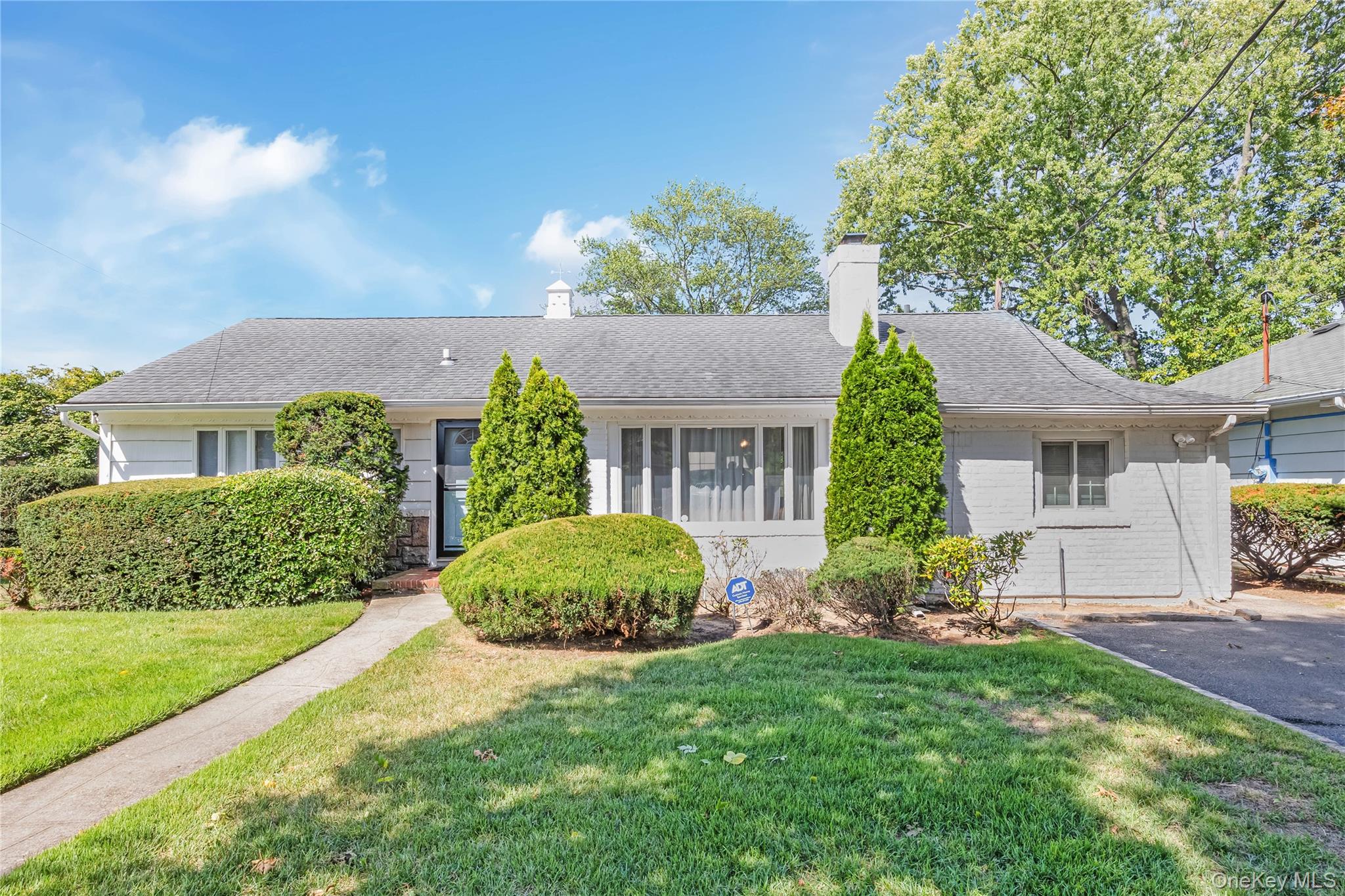 #1 photo, 16 Lynwood Drive, Valley Stream , NY 11580