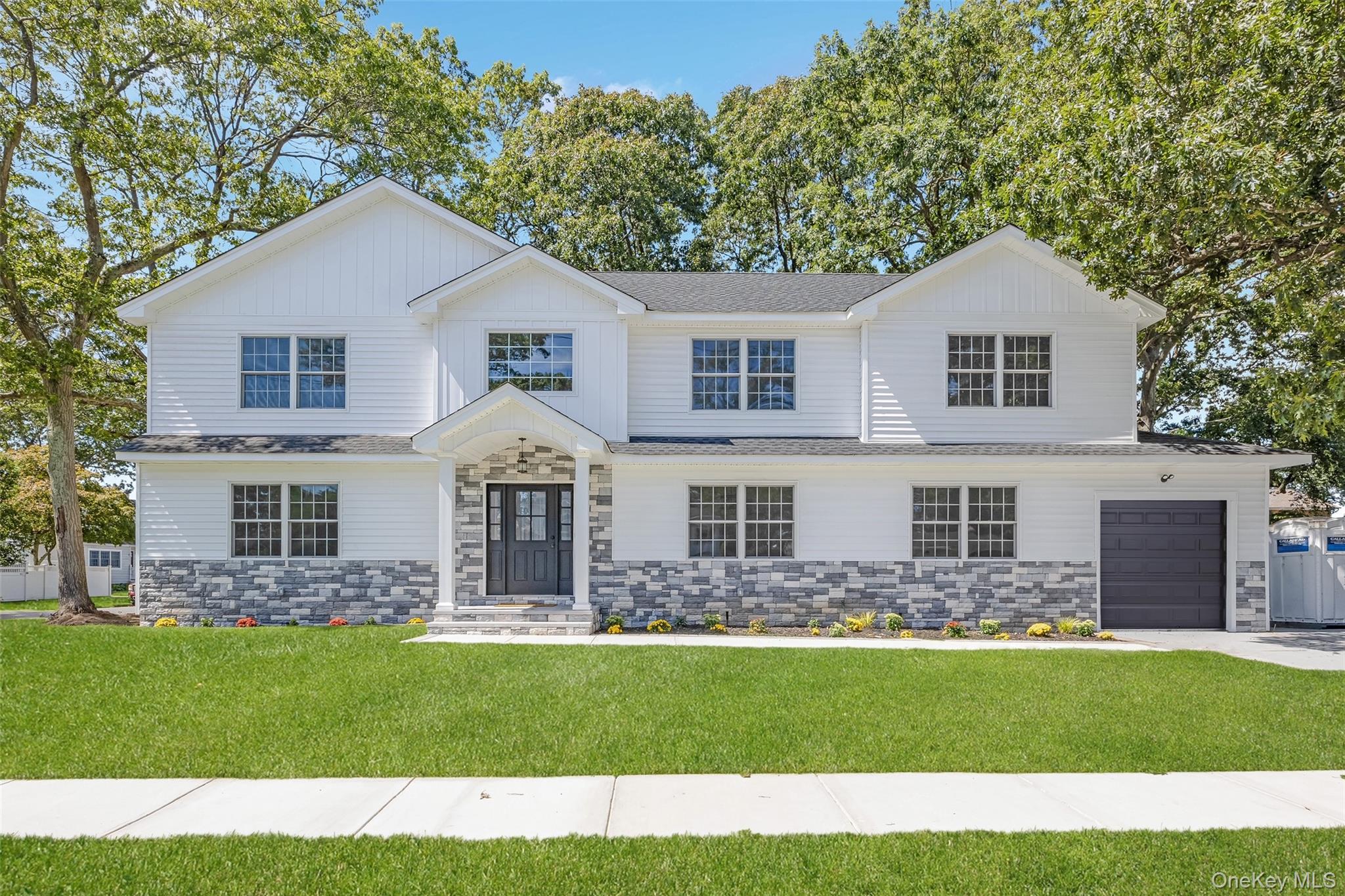 #1 photo, 104 Grand Boulevard, Massapequa Park , NY 11762