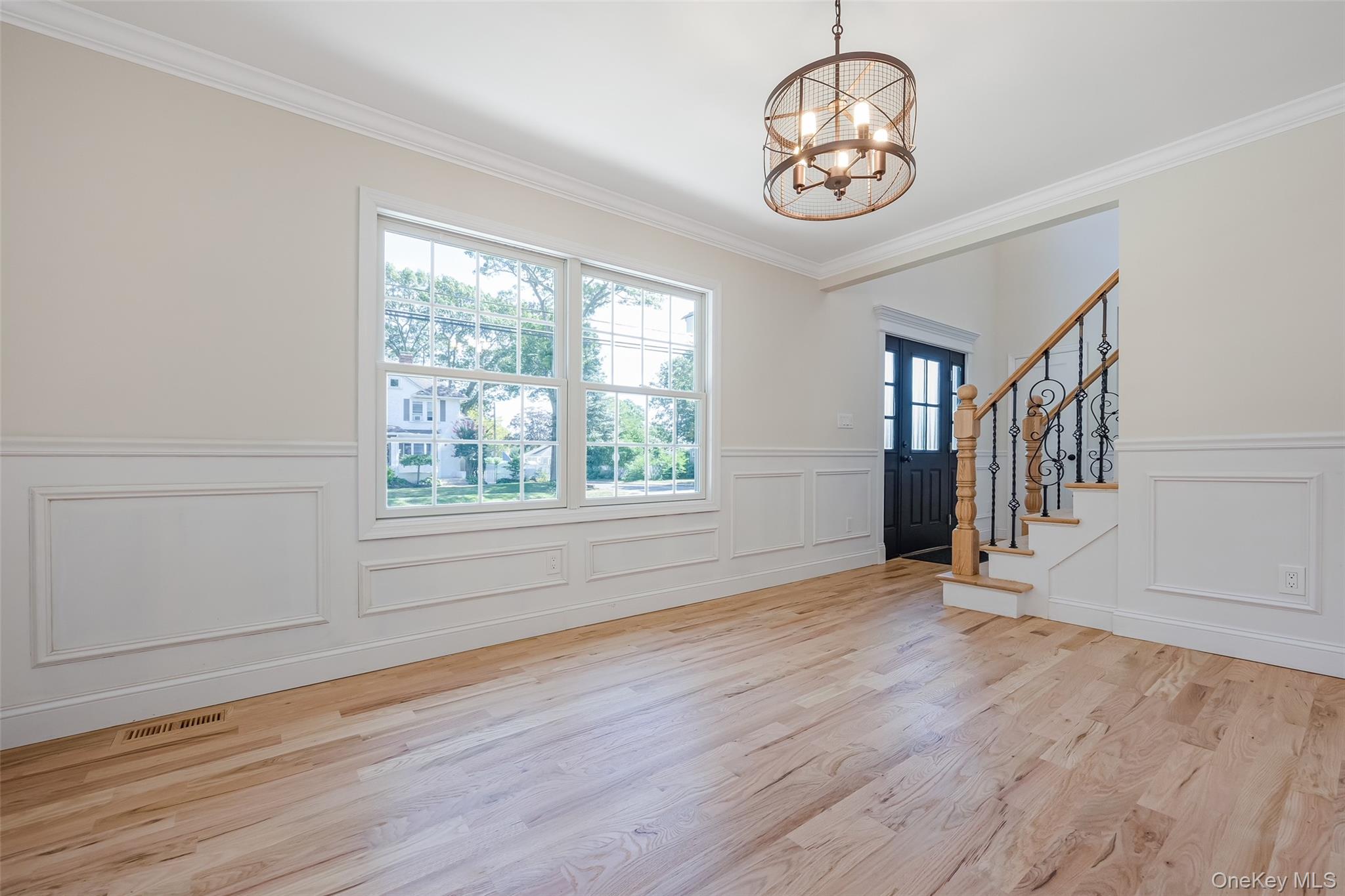 #9 photo, 104 Grand Boulevard, Massapequa Park , NY 11762