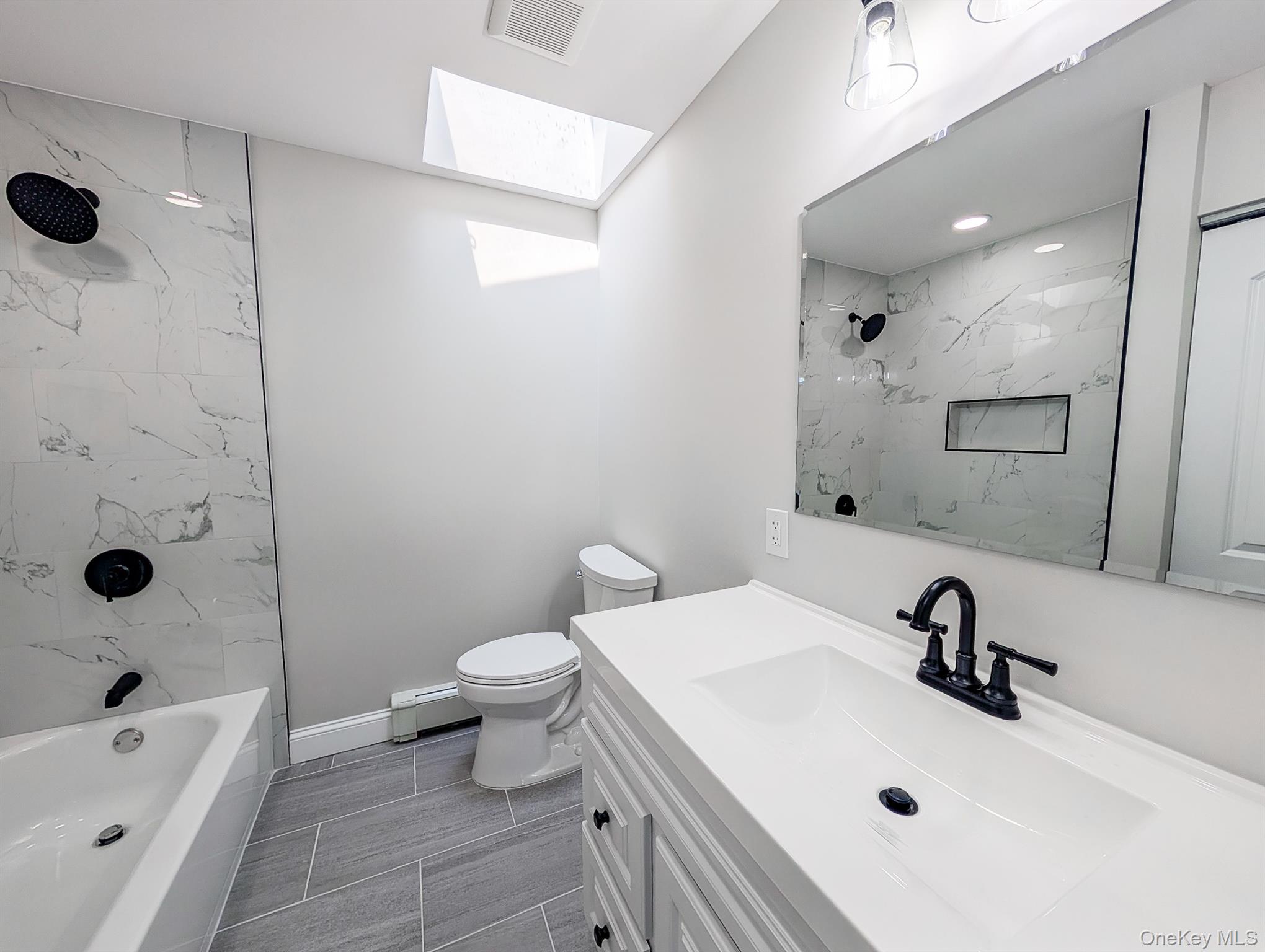 #15 photo, 112 Miramar Avenue, サフォーク郡 East Patchogue , NY 11772