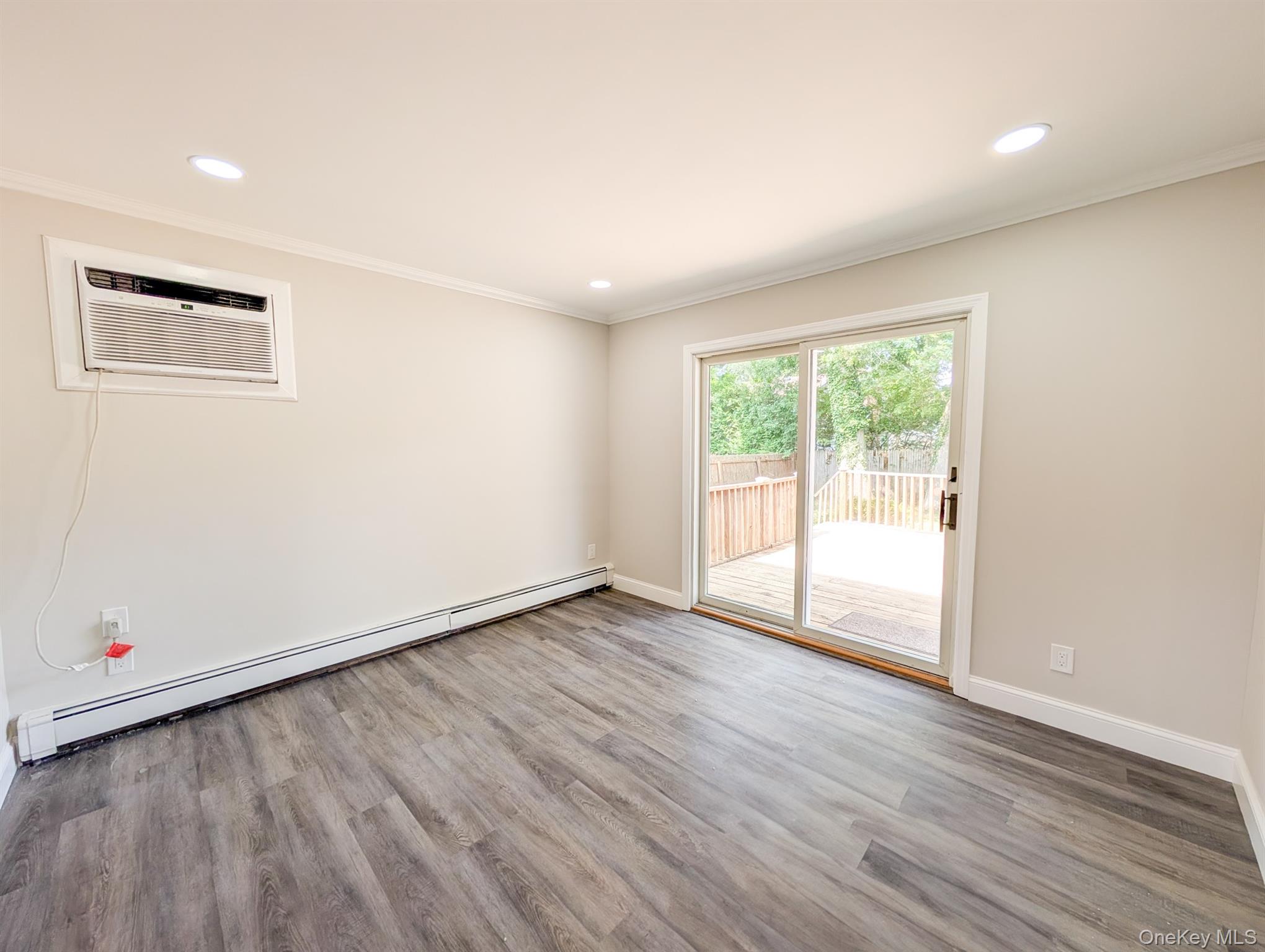 #8 photo, 112 Miramar Avenue, サフォーク郡 East Patchogue , NY 11772