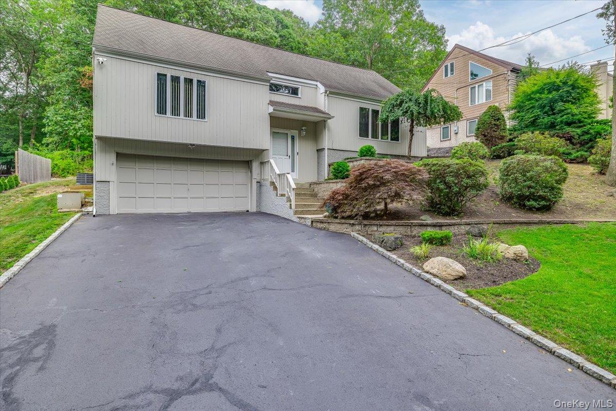 #1 photo, 281 Kohr Road, サフォーク郡 Kings Park , NY 11754