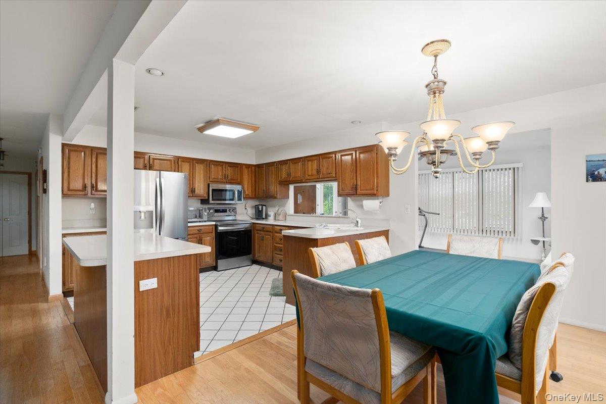 #7 photo, 281 Kohr Road, サフォーク郡 Kings Park , NY 11754