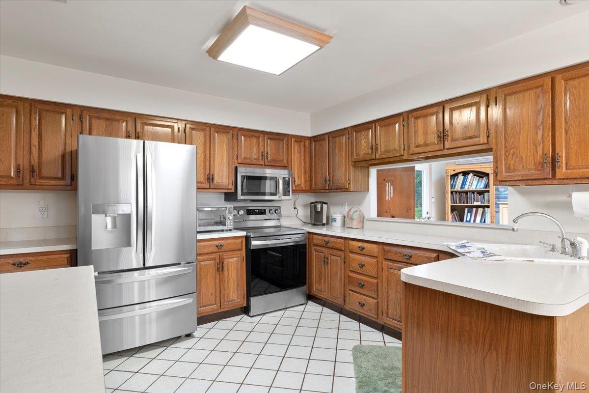 #8 photo, 281 Kohr Road, サフォーク郡 Kings Park , NY 11754