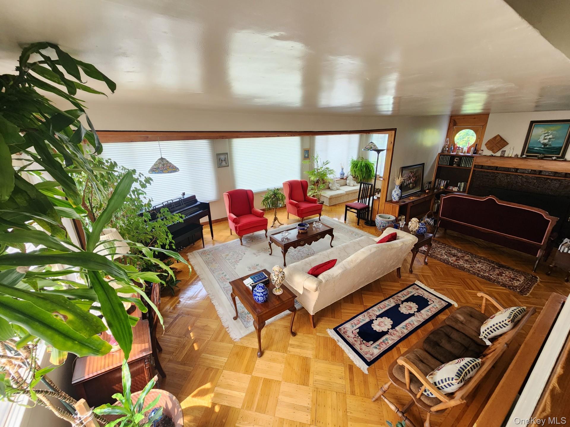 #12 photo, 19 Esplanade, Mount Vernon , NY 10553