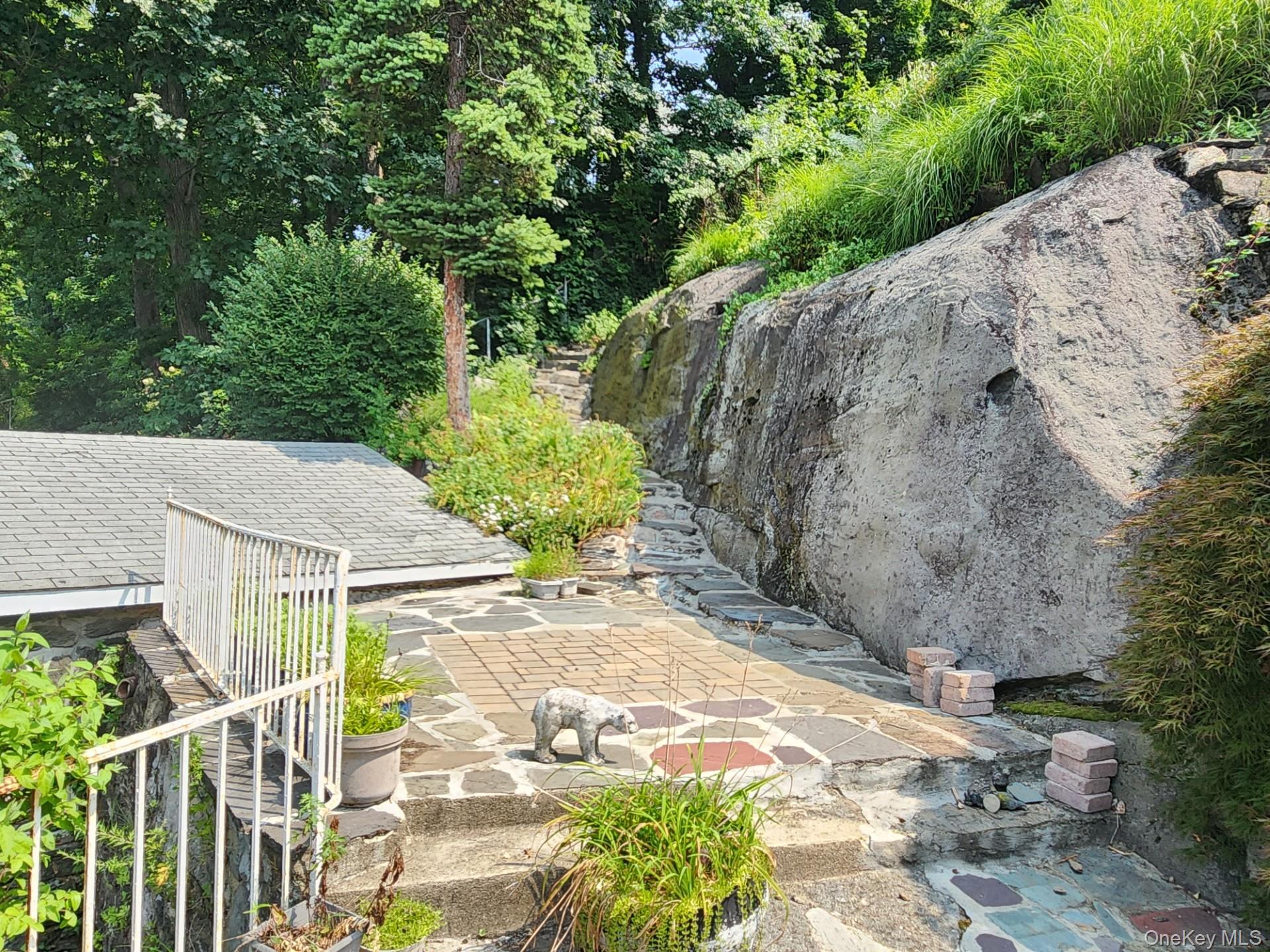 #17 photo, 19 Esplanade, Mount Vernon , NY 10553