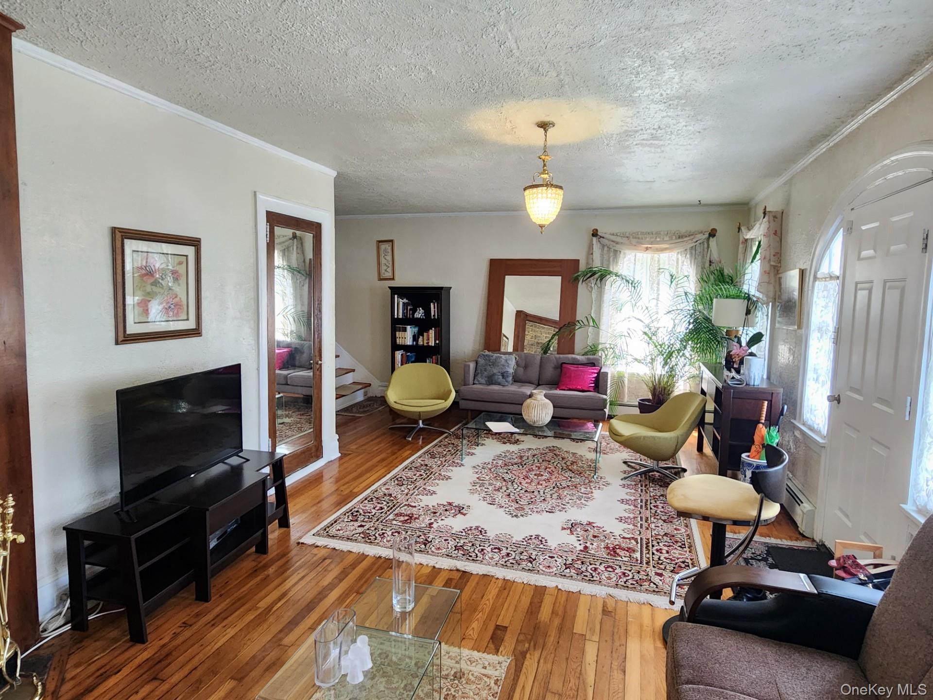 #5 photo, 19 Esplanade, Mount Vernon , NY 10553