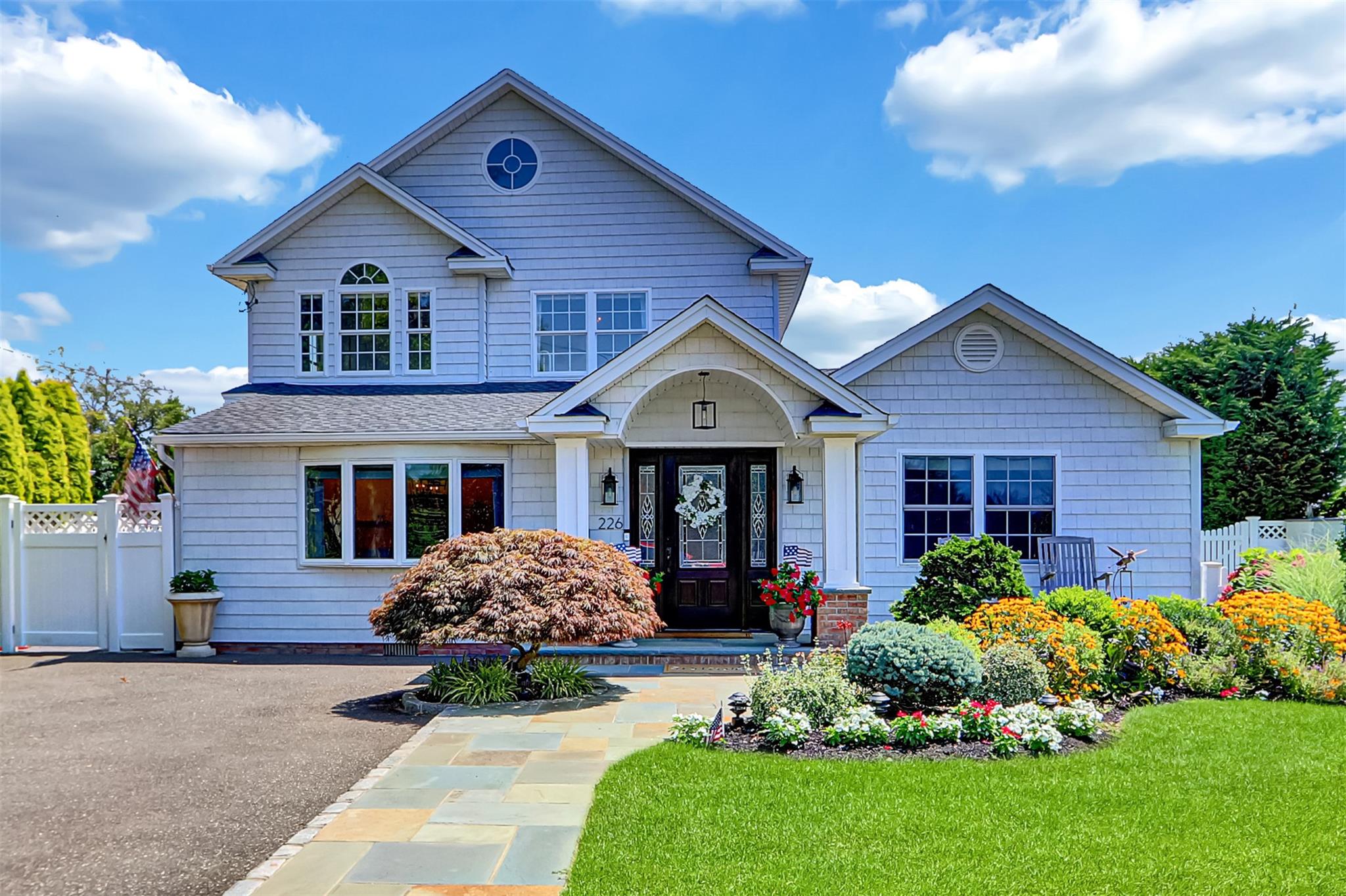 #1 photo, 226 Biltmore Boulevard, नासाउ काउंटी Massapequa , NY 11758