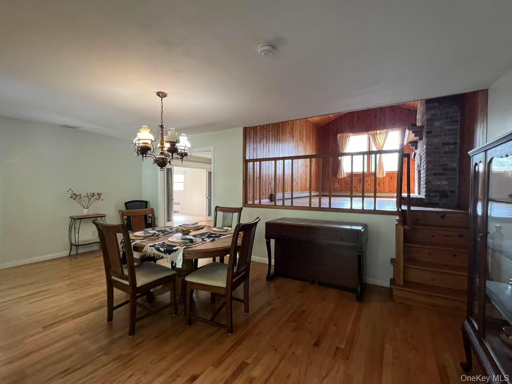 #19 photo, 216 Glenwood Lane, Port Jefferson , NY 11777