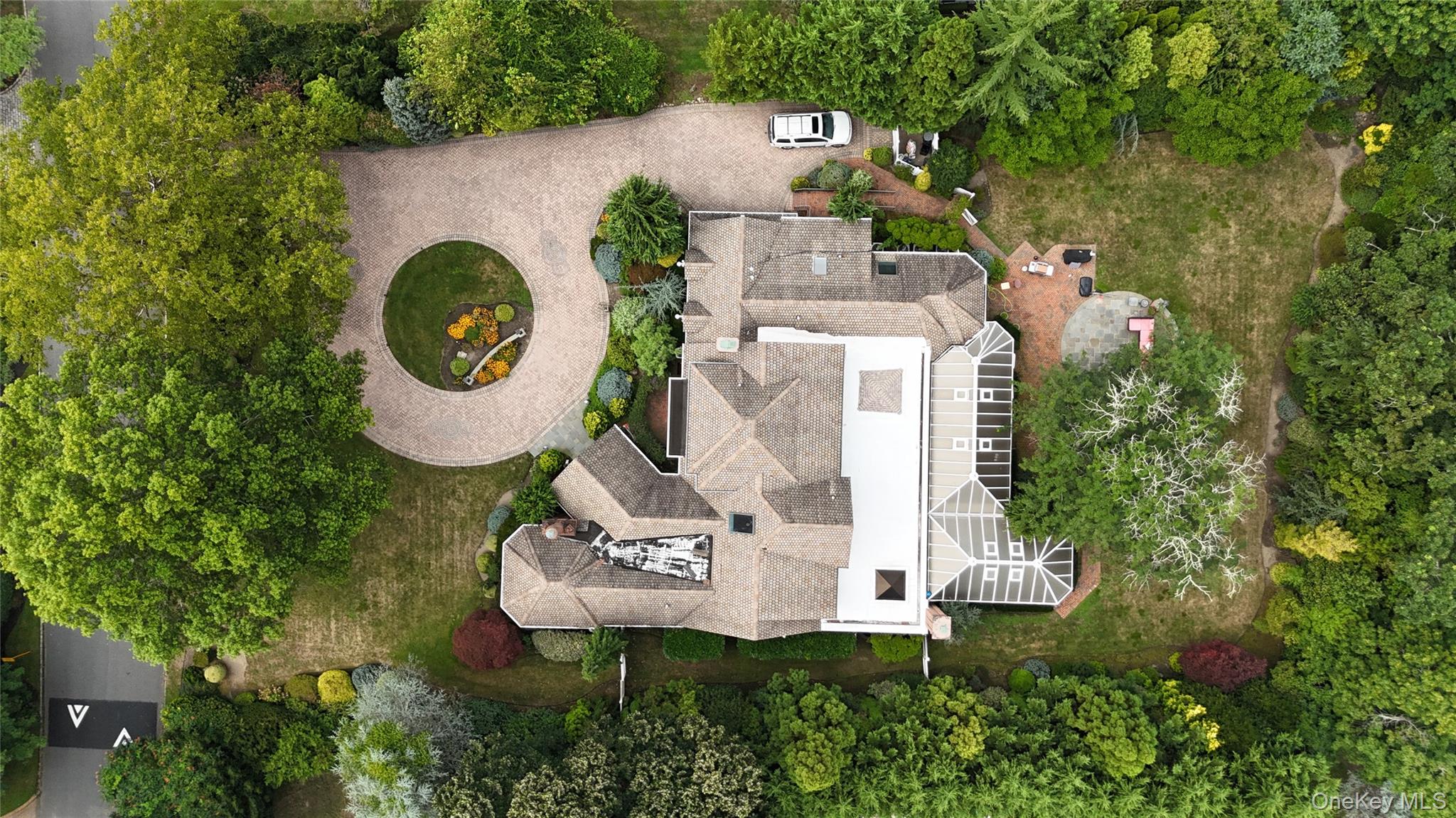 #3 photo, 1331 Harbor Road, ナッソー郡 Hewlett Harbor , NY 11557