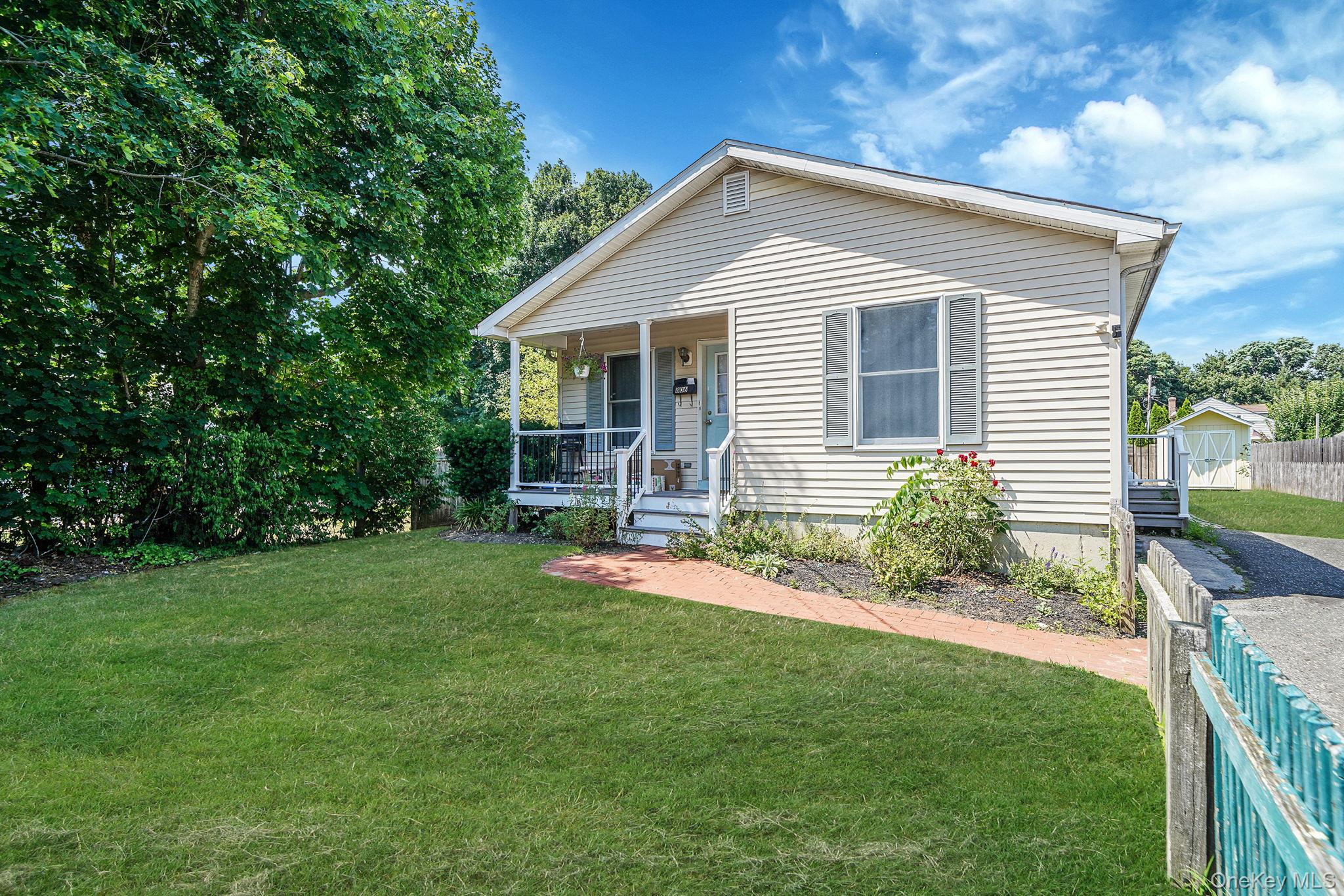 #13 photo, 395 Linnet Street, サフォーク郡 Greenport , NY 11944