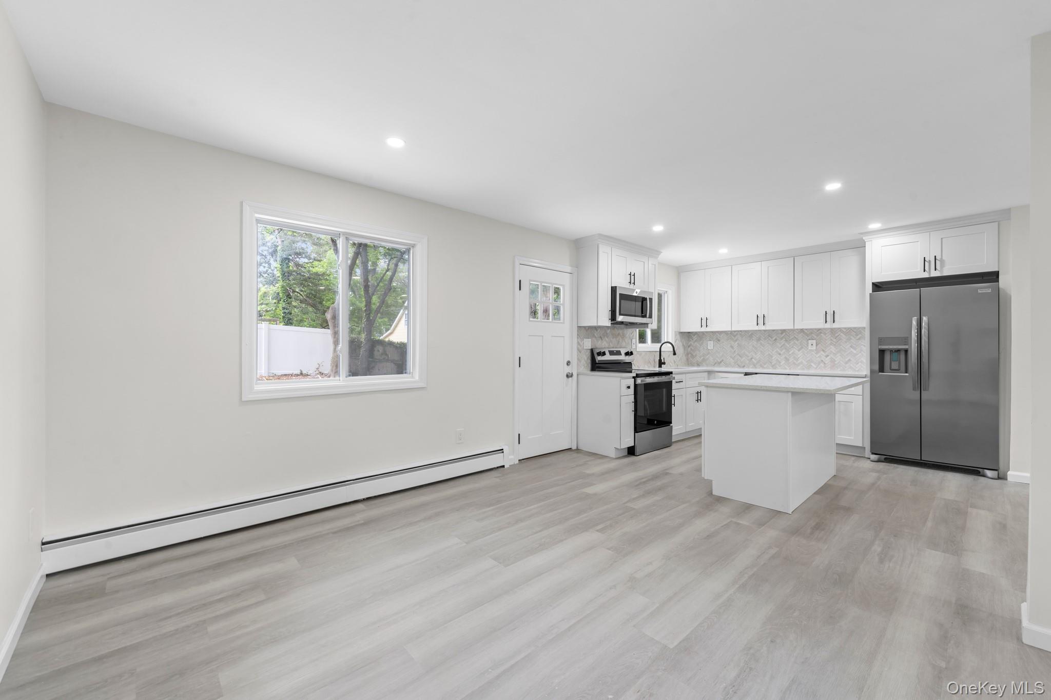 #14 photo, 16 Deer Drive, サフォーク郡 Sound Beach , NY 11789