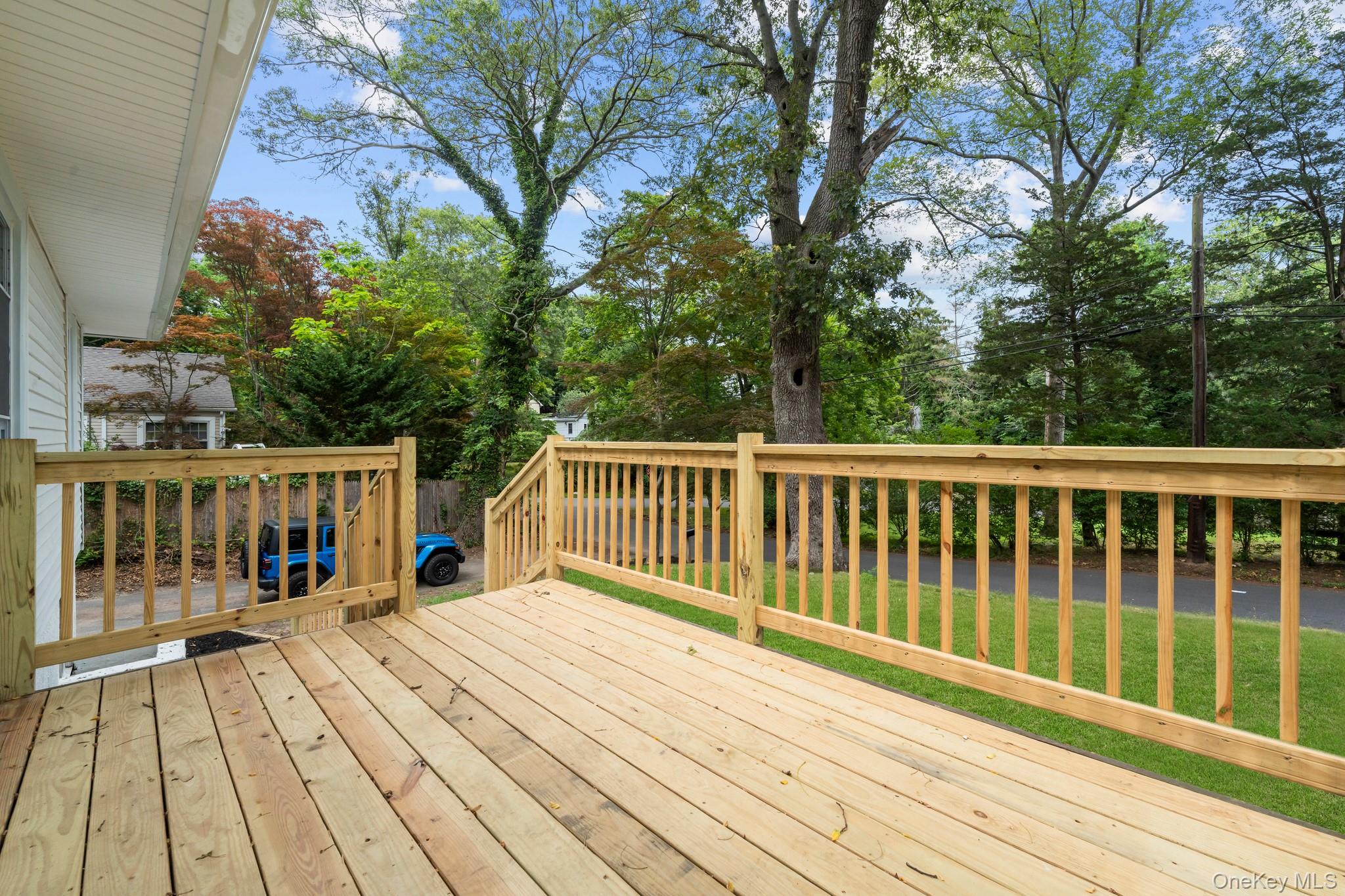 #19 photo, 16 Deer Drive, サフォーク郡 Sound Beach , NY 11789