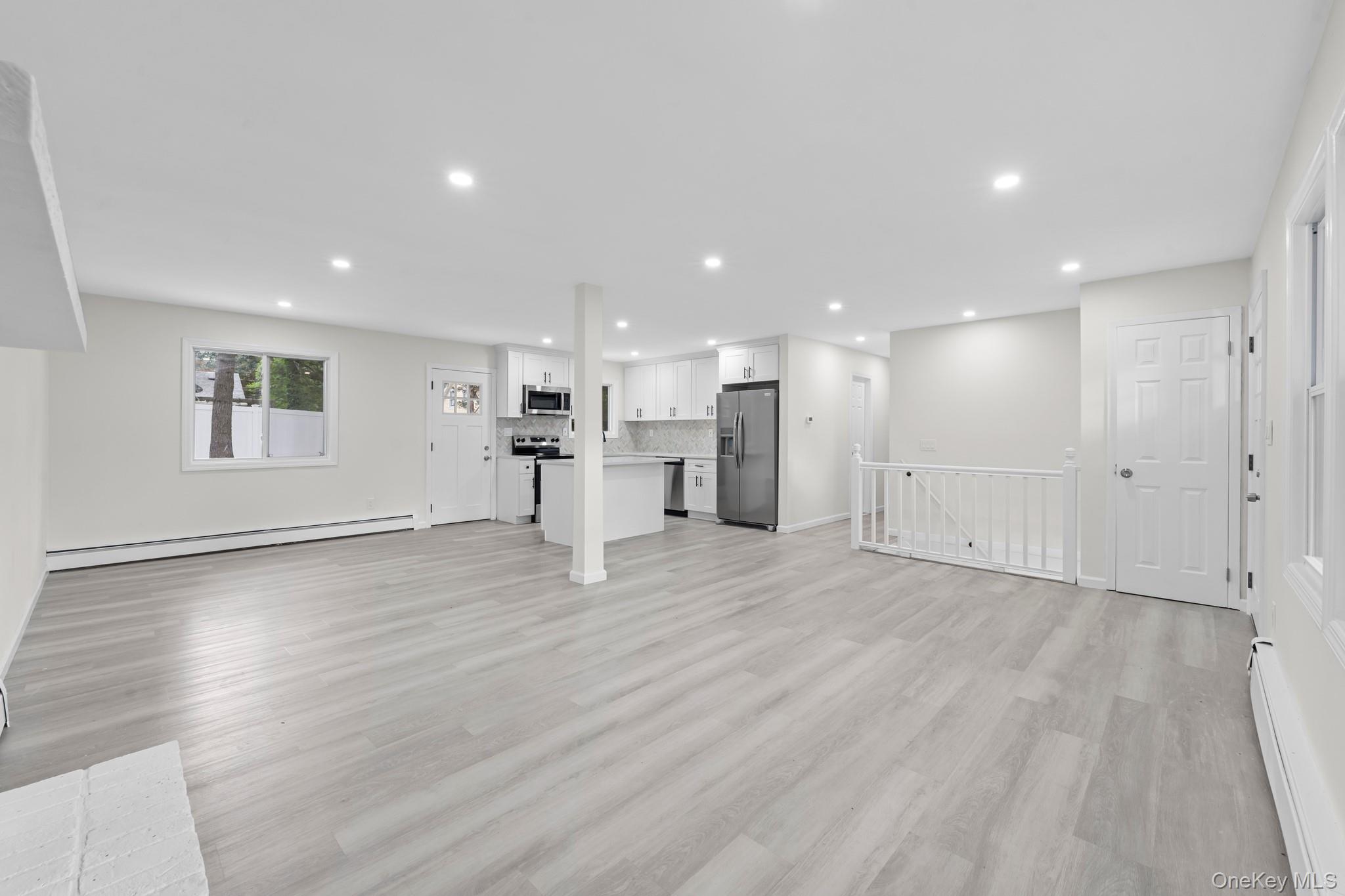 #8 photo, 16 Deer Drive, サフォーク郡 Sound Beach , NY 11789