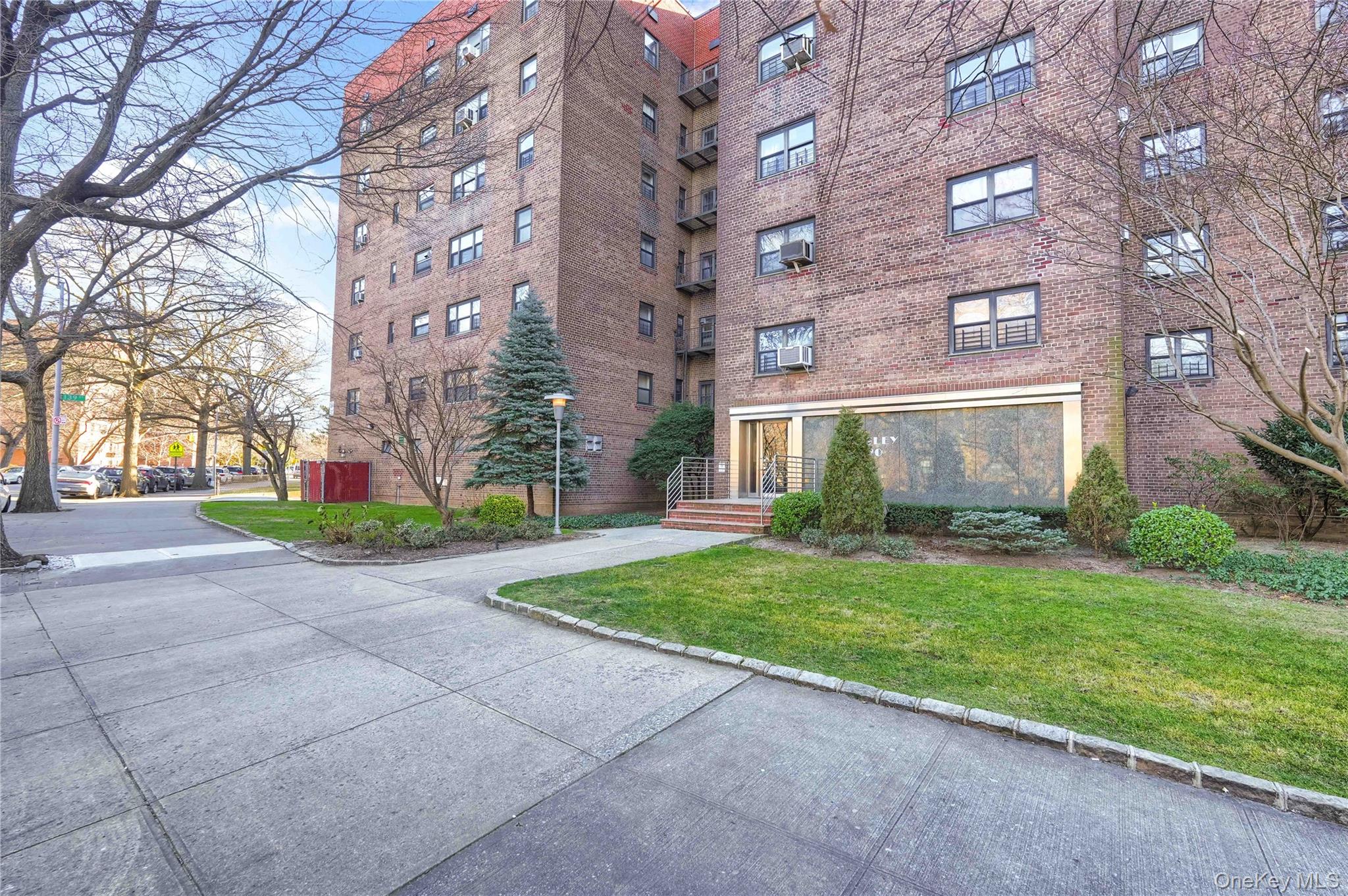 #20 photo, 138-20 31 Road, クイーンズ区 Flushing , NY 11354