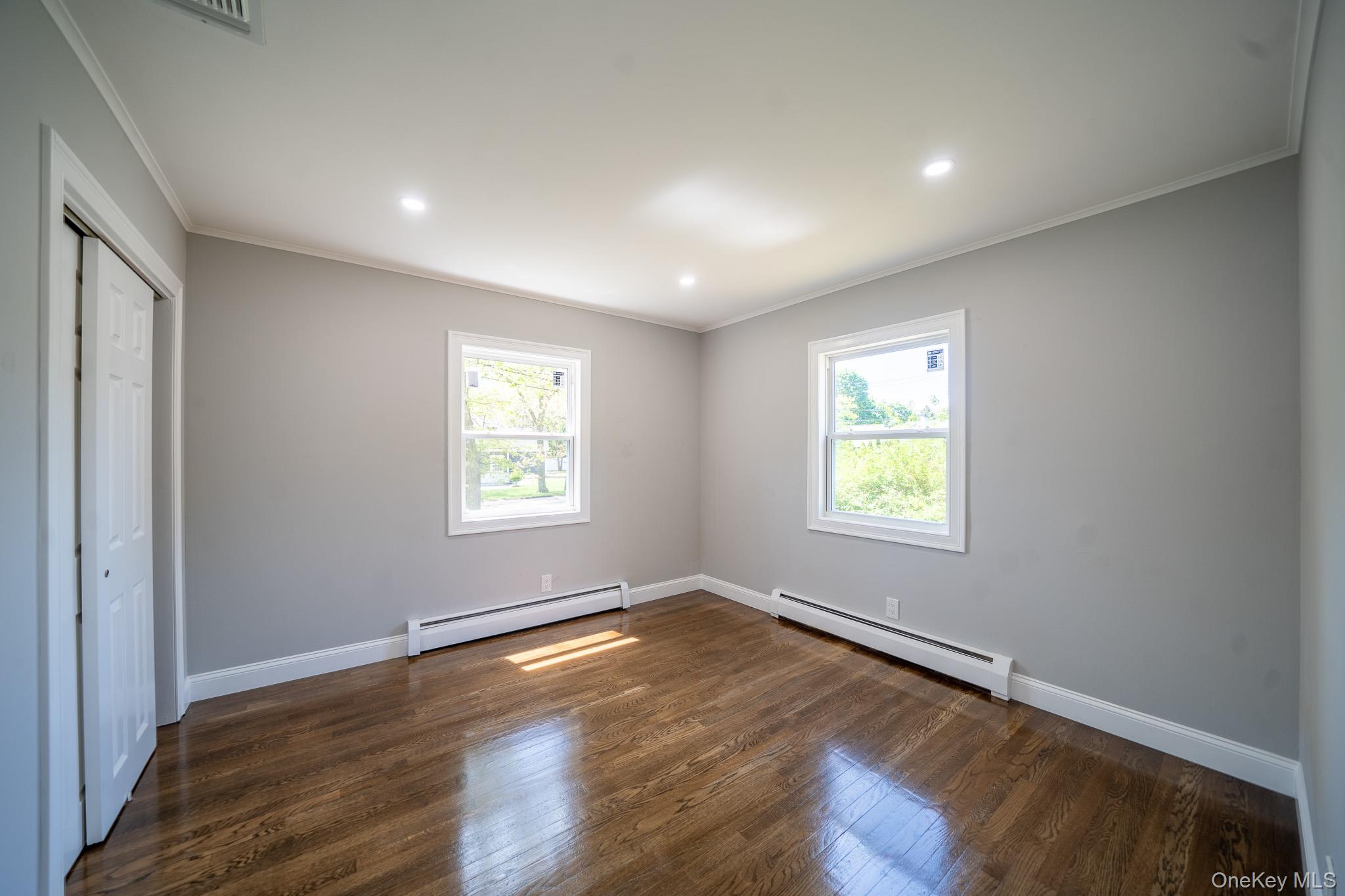 #14 photo, 23 Wheat Path Road, Mount Sinai , NY 11766