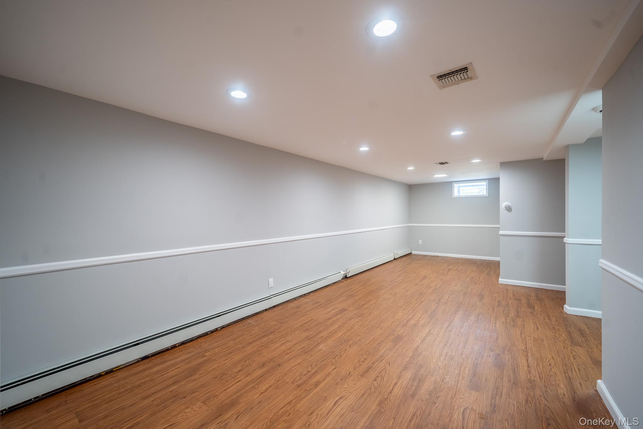 #16 photo, 23 Wheat Path Road, Mount Sinai , NY 11766