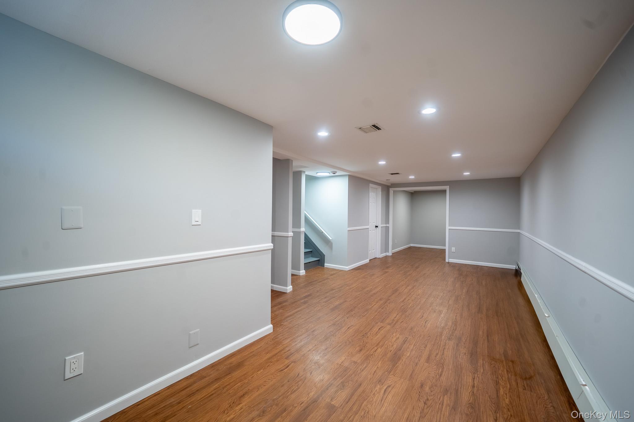 #17 photo, 23 Wheat Path Road, Mount Sinai , NY 11766