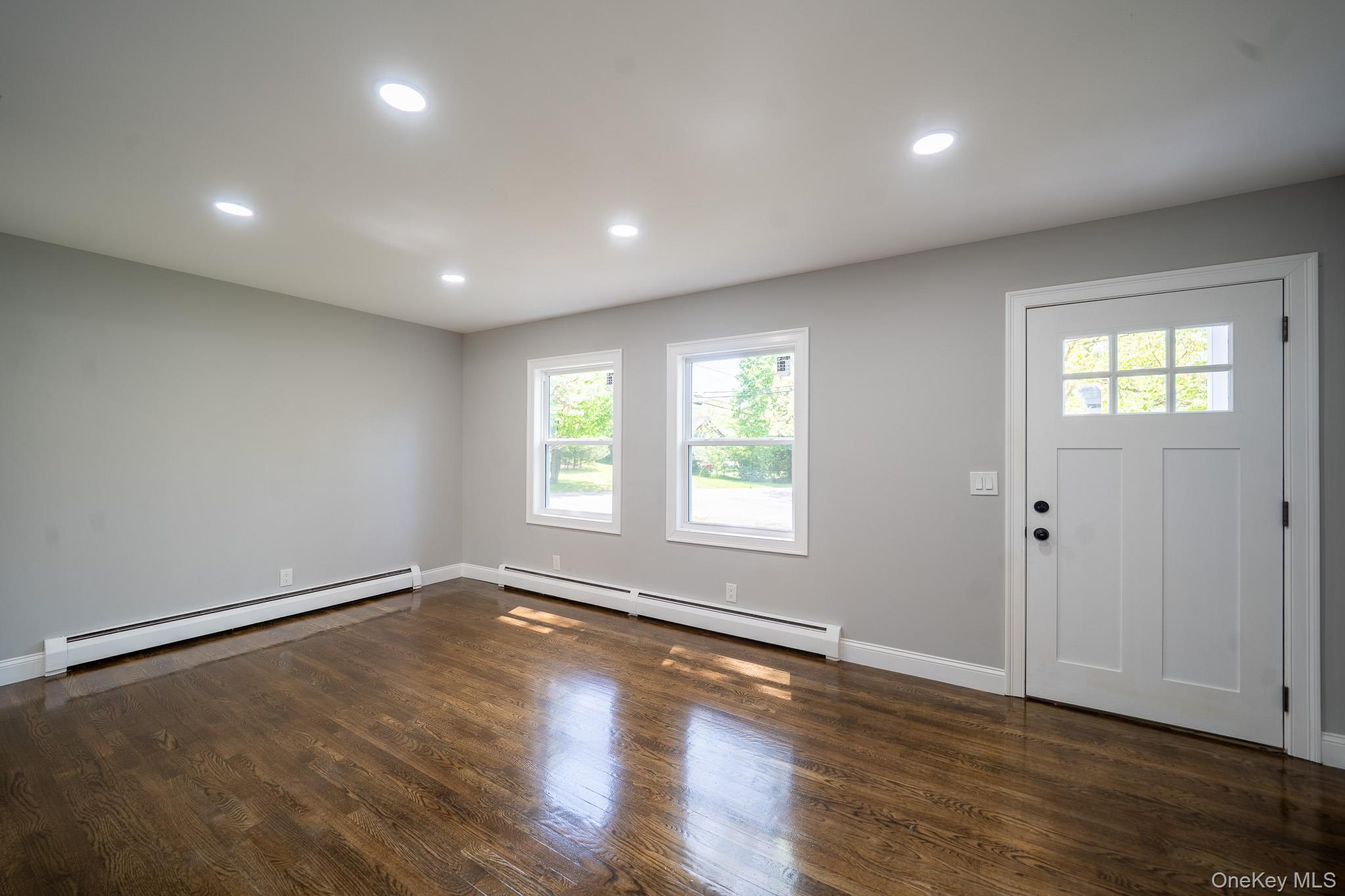 #8 photo, 23 Wheat Path Road, Mount Sinai , NY 11766