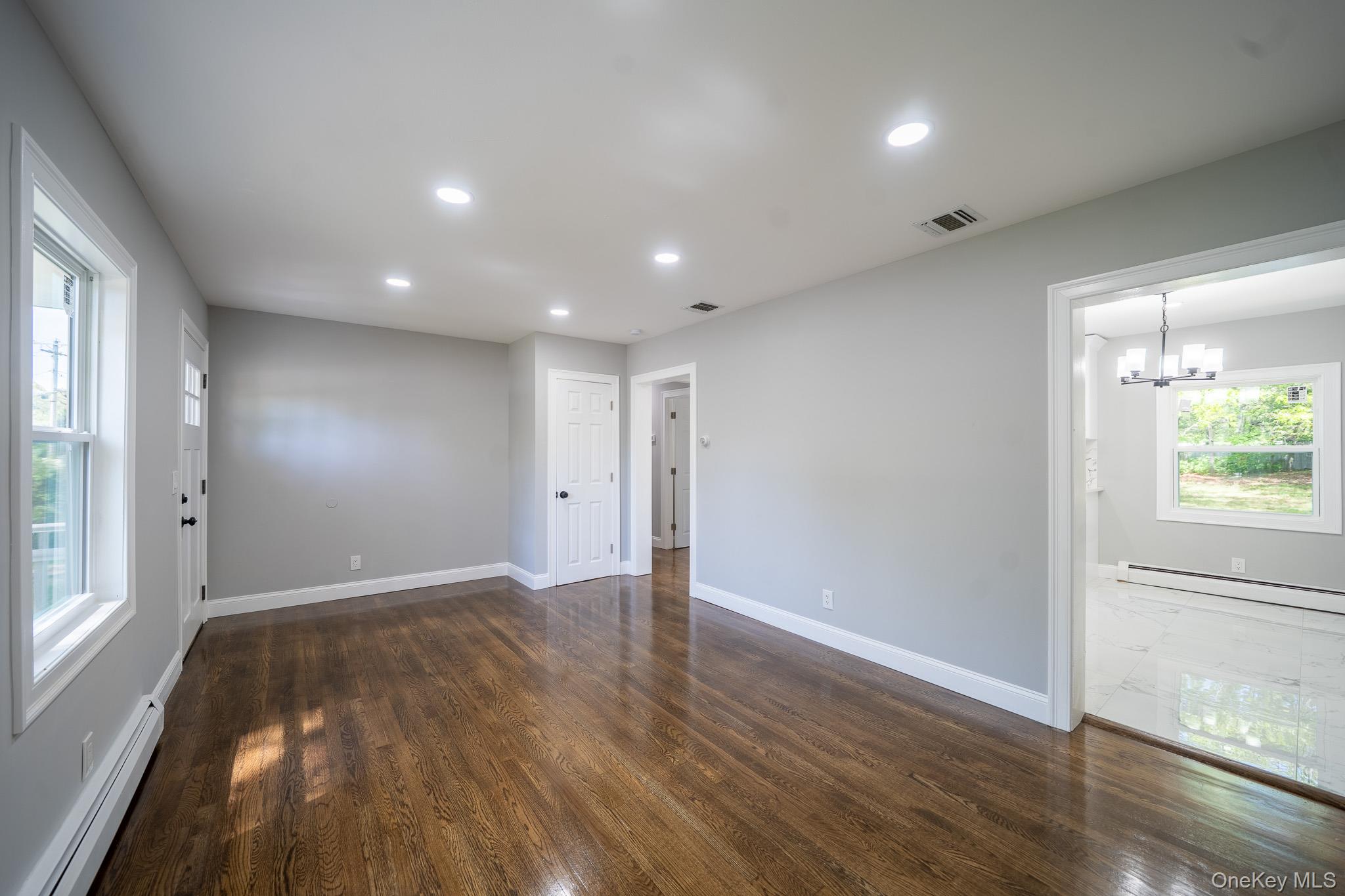 #9 photo, 23 Wheat Path Road, Mount Sinai , NY 11766