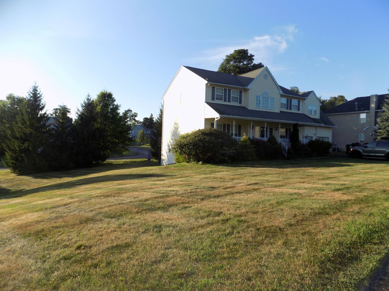 #3 photo, 8 Cedardale Loop, Wappingers Falls , NY 12590