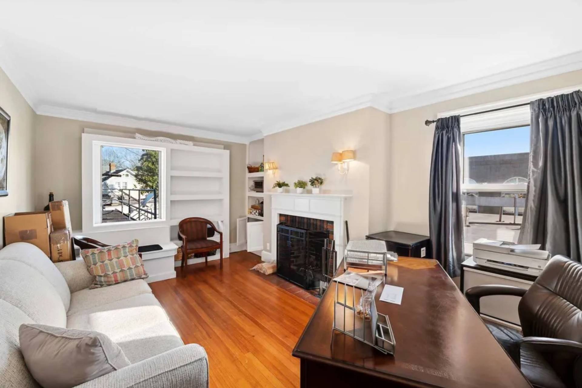 #2 photo, 70 Main Street, Fl 2, サフォーク郡 Southampton , NY 11968