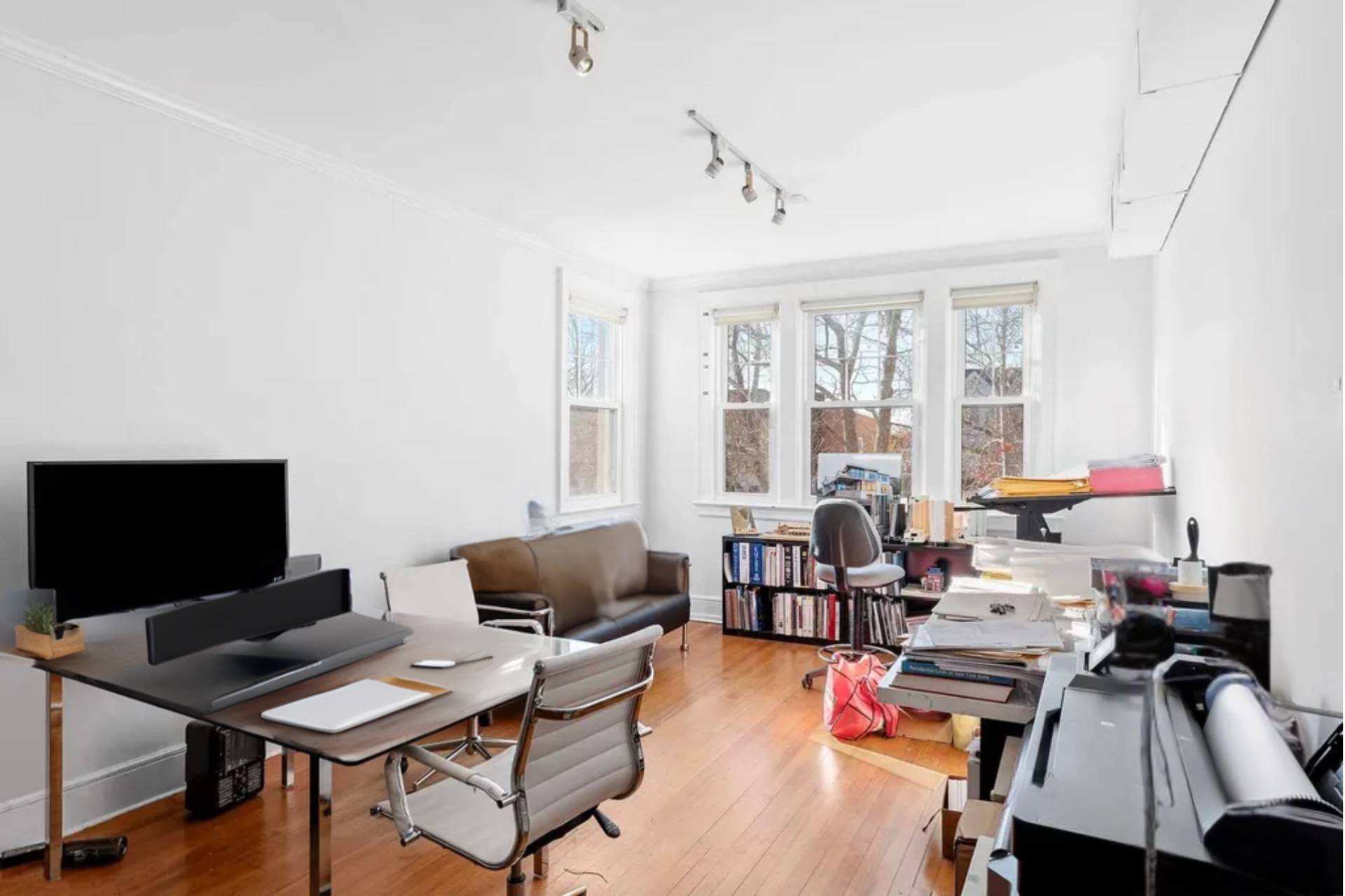 #4 photo, 70 Main Street, Fl 2, サフォーク郡 Southampton , NY 11968