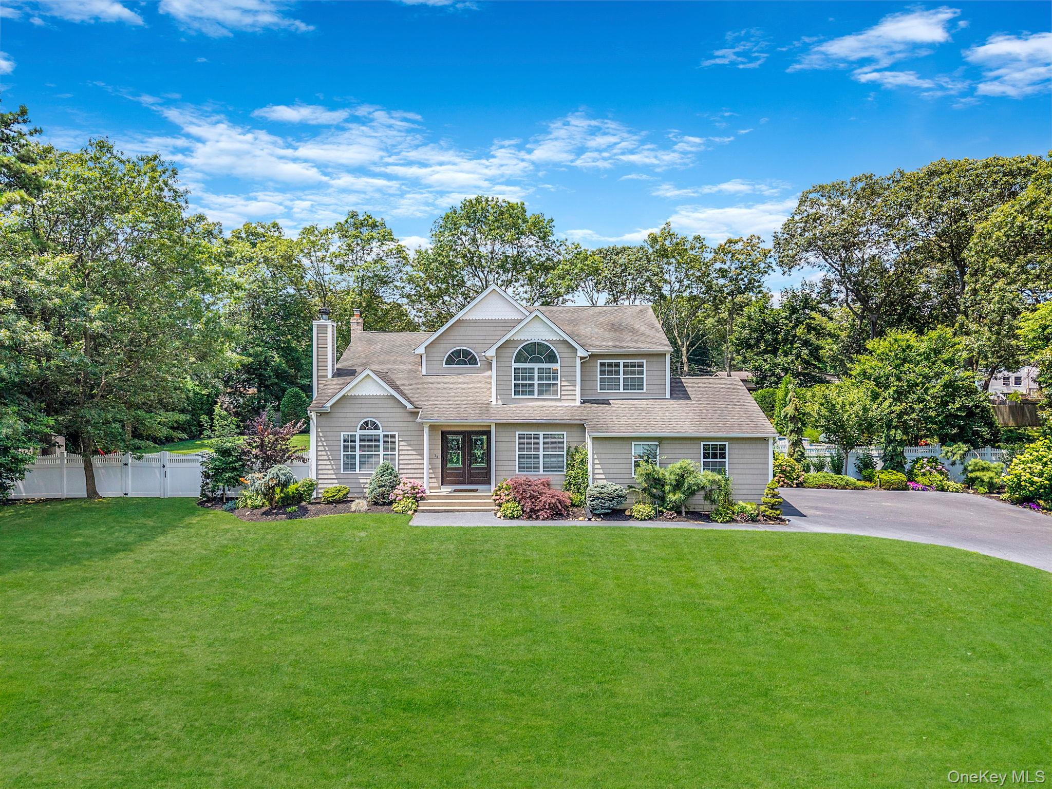 #1 photo, 33 Eva Lane, 东长岛 Farmingville , NY 11738