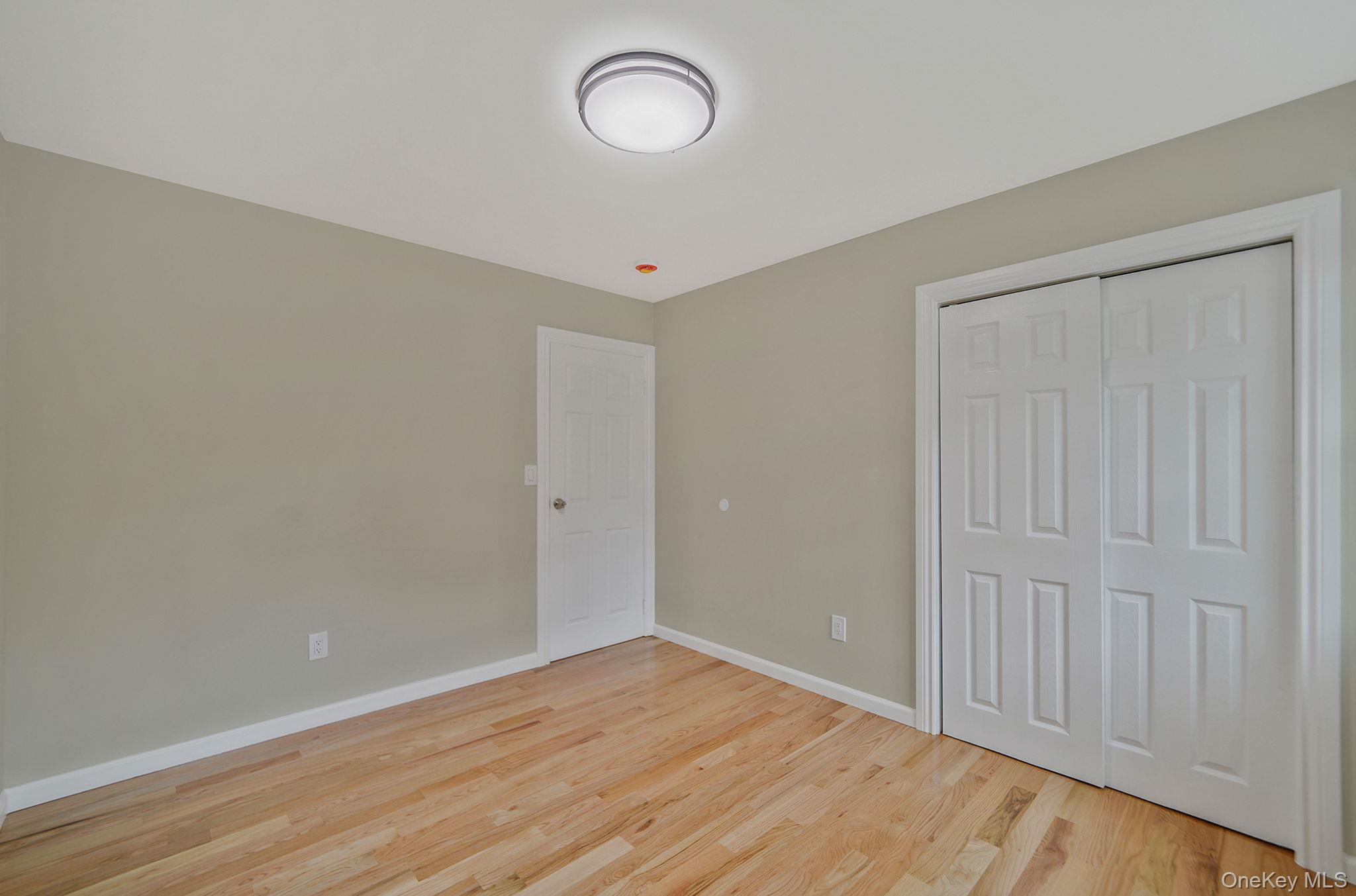 #18 photo, 15 Bellaire Drive, サフォーク郡 Ridge , NY 11961