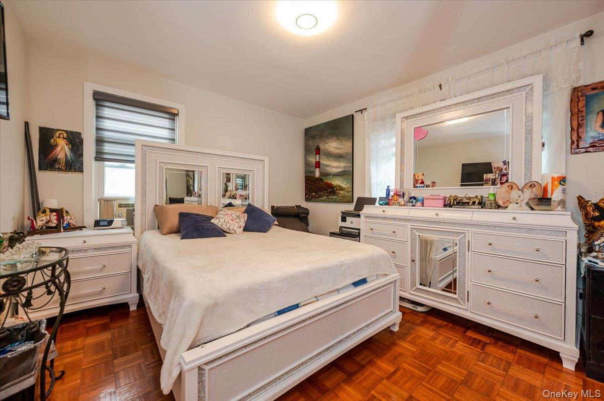 #11 photo, 2703 Woodhull Avenue, ブロンクス区 Bronx , NY 10469