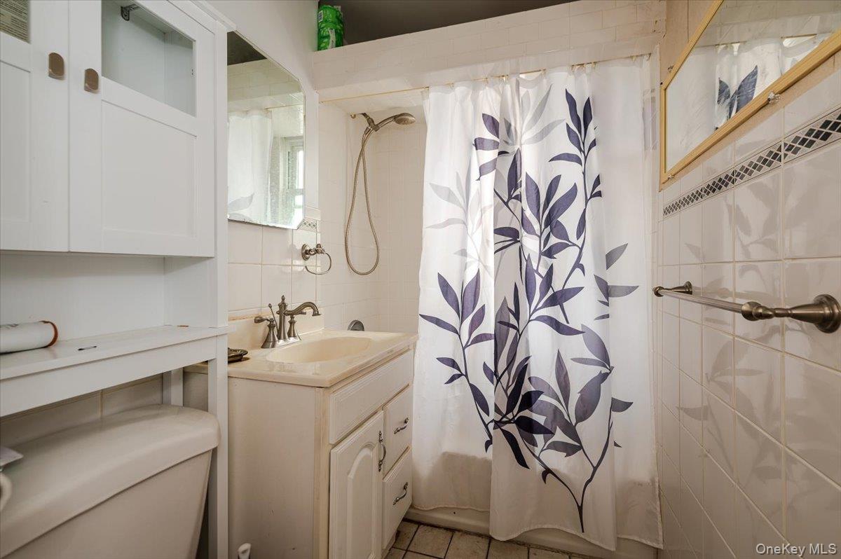 #13 photo, 2703 Woodhull Avenue, ブロンクス区 Bronx , NY 10469