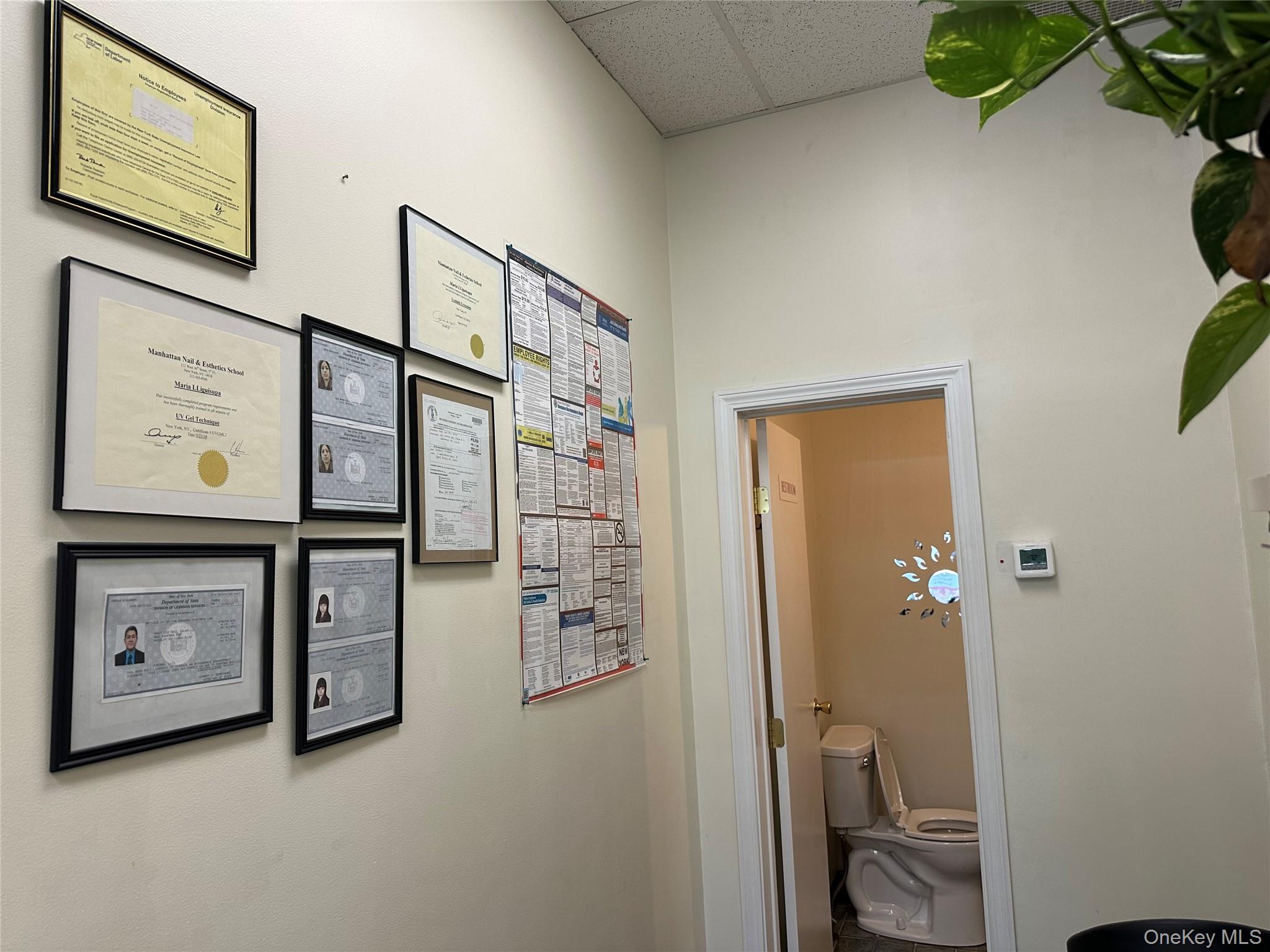 #19 photo, 414 Elwood Avenue, Hawthorne , NY 10532