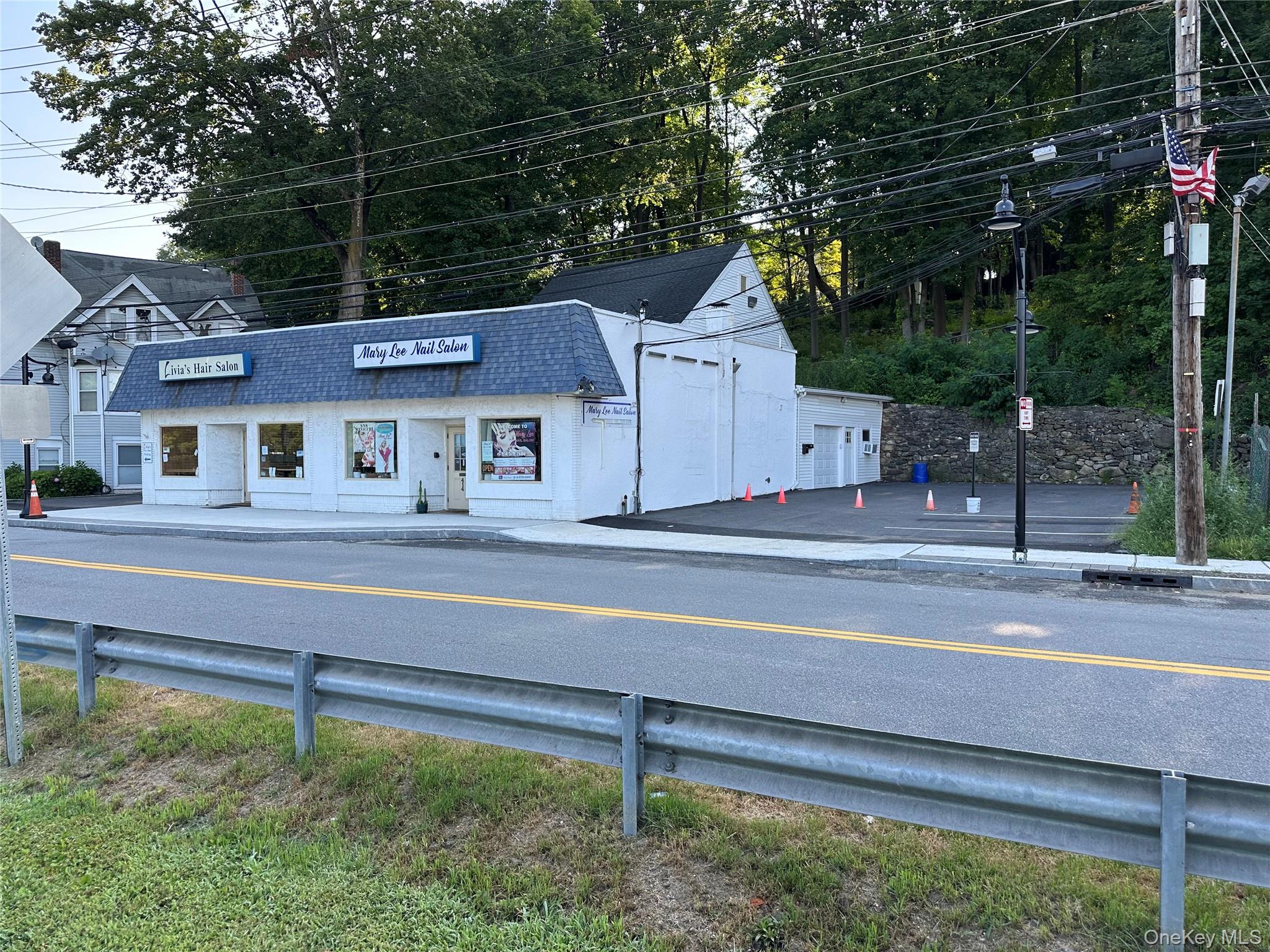 #6 photo, 414 Elwood Avenue, Hawthorne , NY 10532