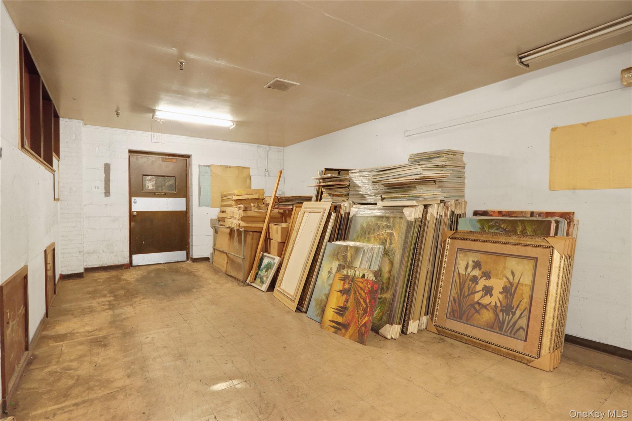 #20 photo, 453 Broadway, Newburgh , NY 12550