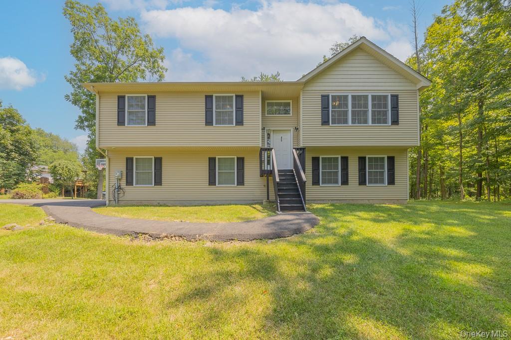 #1 photo, 45 Donna Chrystie Lane, Walden , NY 12586