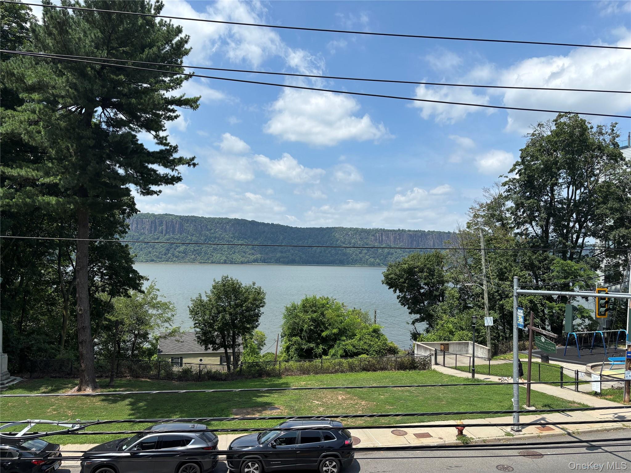 #10 photo, 1 Hawley Terrace, Yonkers , NY 10701