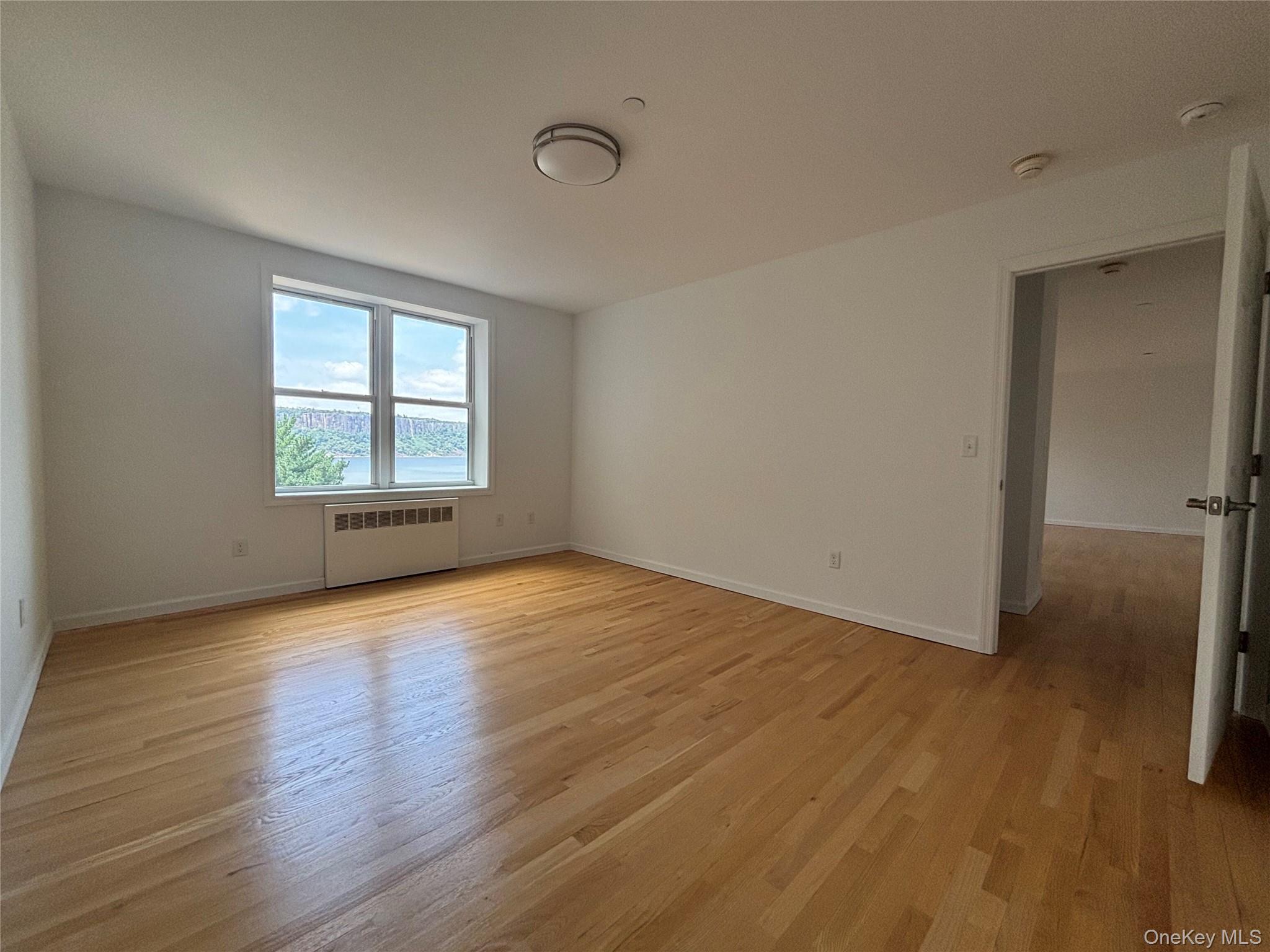 #11 photo, 1 Hawley Terrace, Yonkers , NY 10701