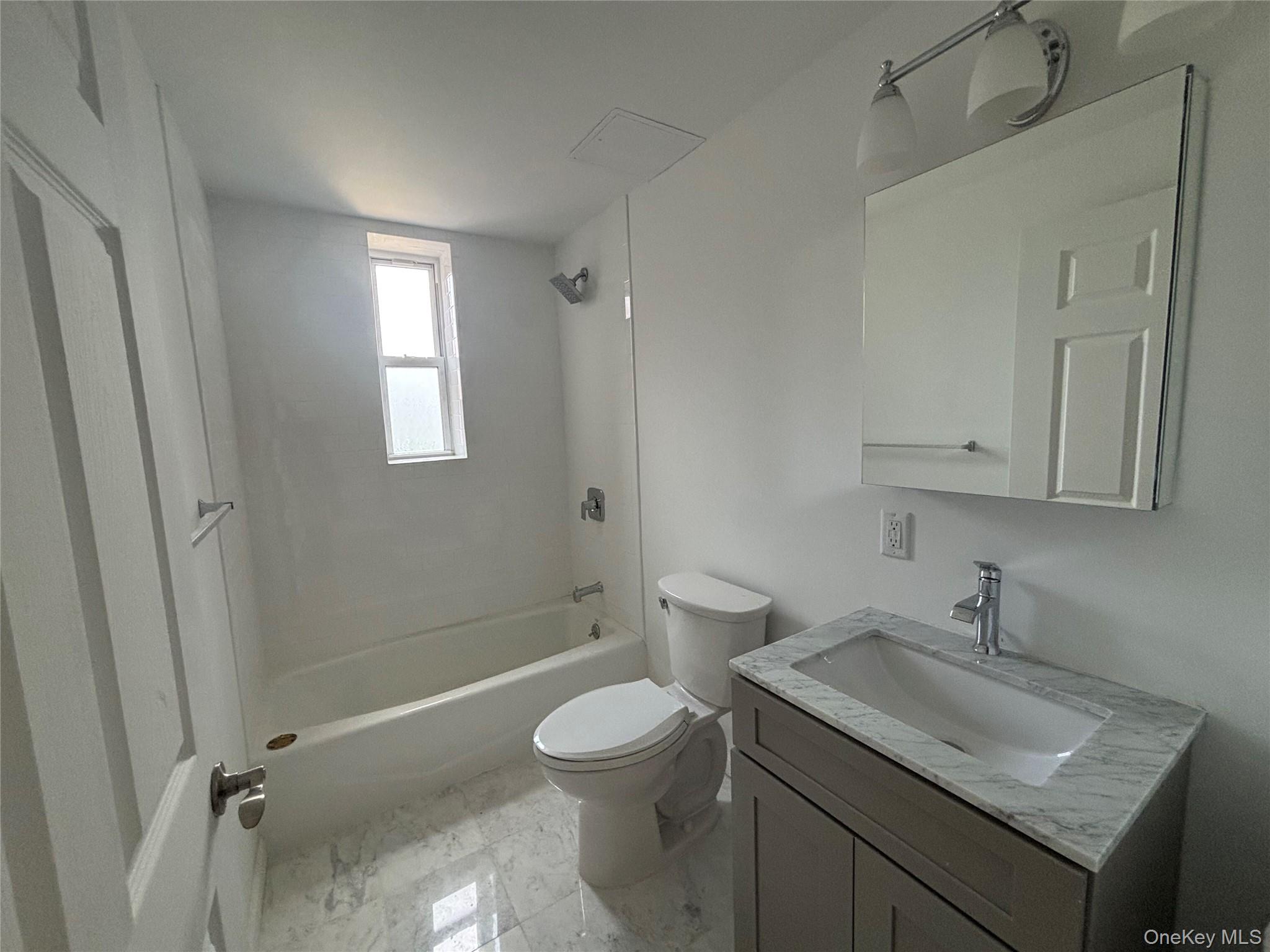 #9 photo, 1 Hawley Terrace, Yonkers , NY 10701