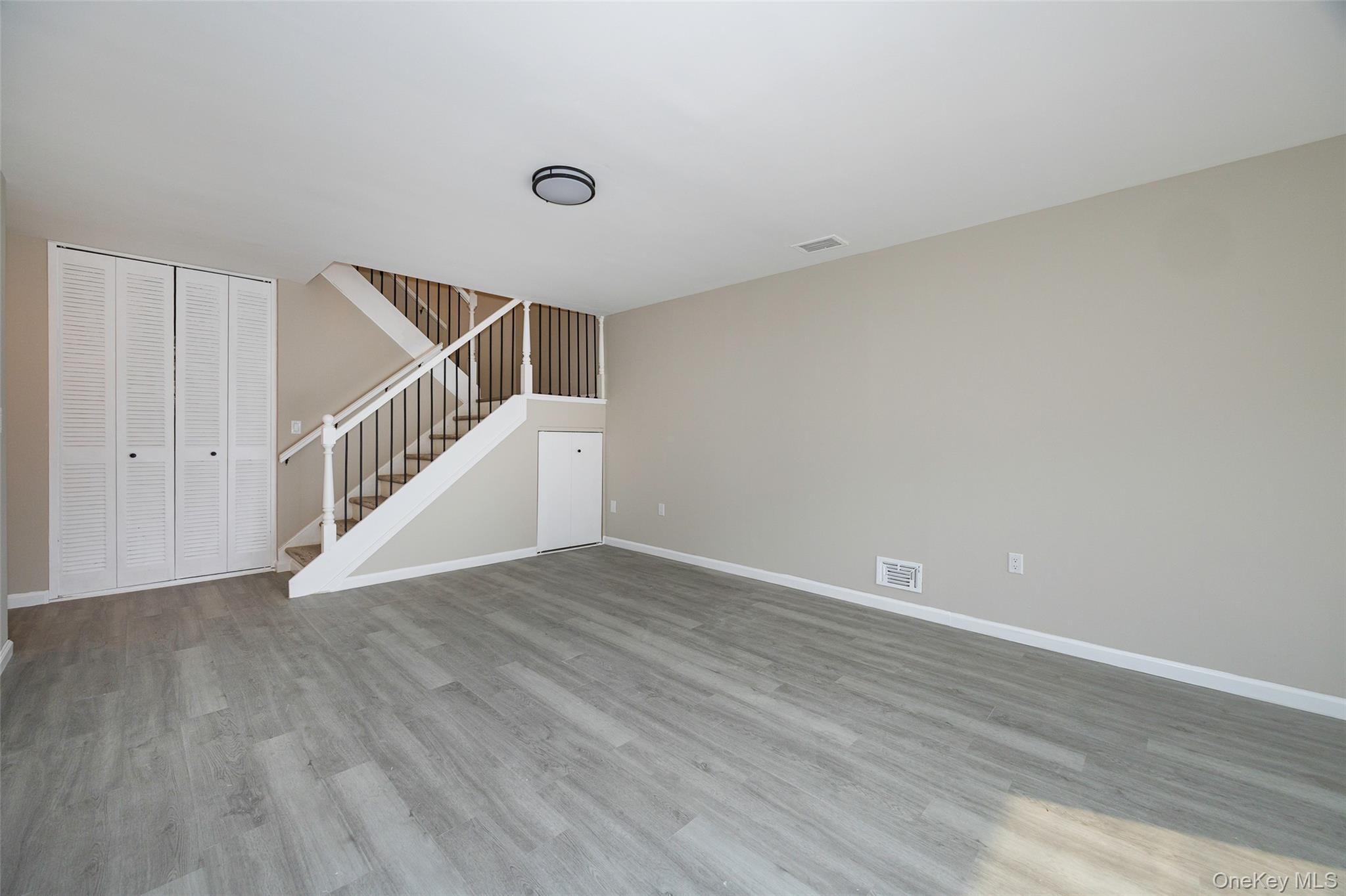 #10 photo, 2206 Mulberry Court, Poughkeepsie , NY 12603