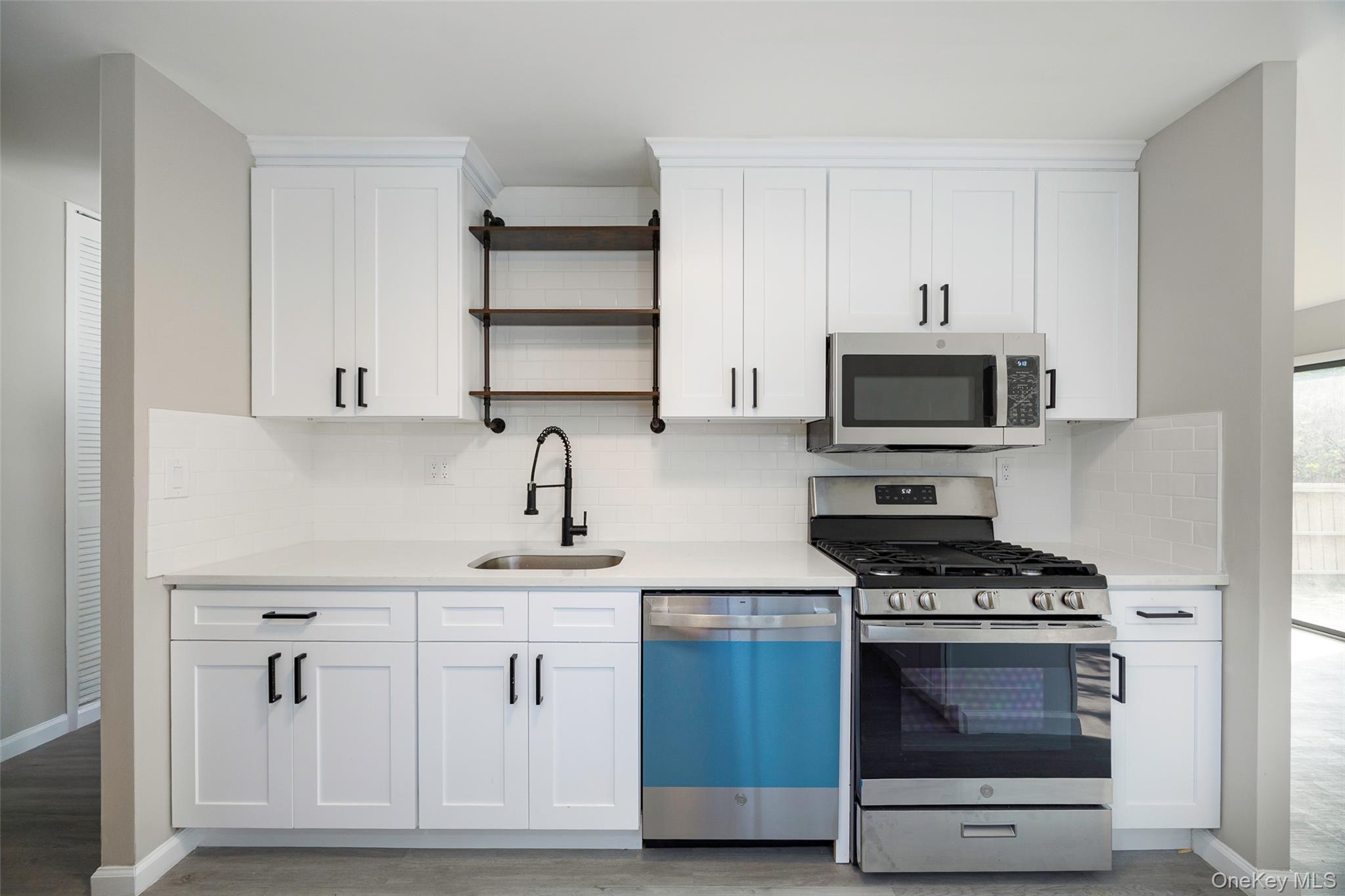 #4 photo, 2206 Mulberry Court, Poughkeepsie , NY 12603