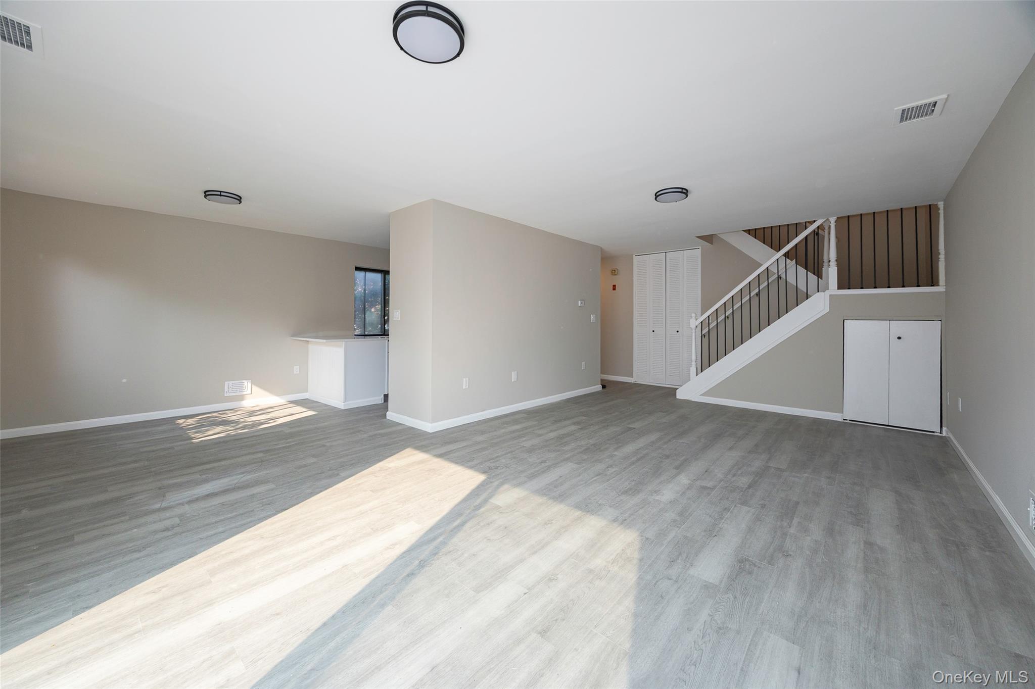 #9 photo, 2206 Mulberry Court, Poughkeepsie , NY 12603