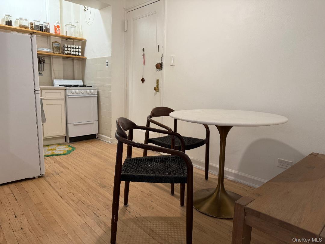 #6 photo, 3920 52nd Street, クイーンズ区 Sunnyside , NY 11377