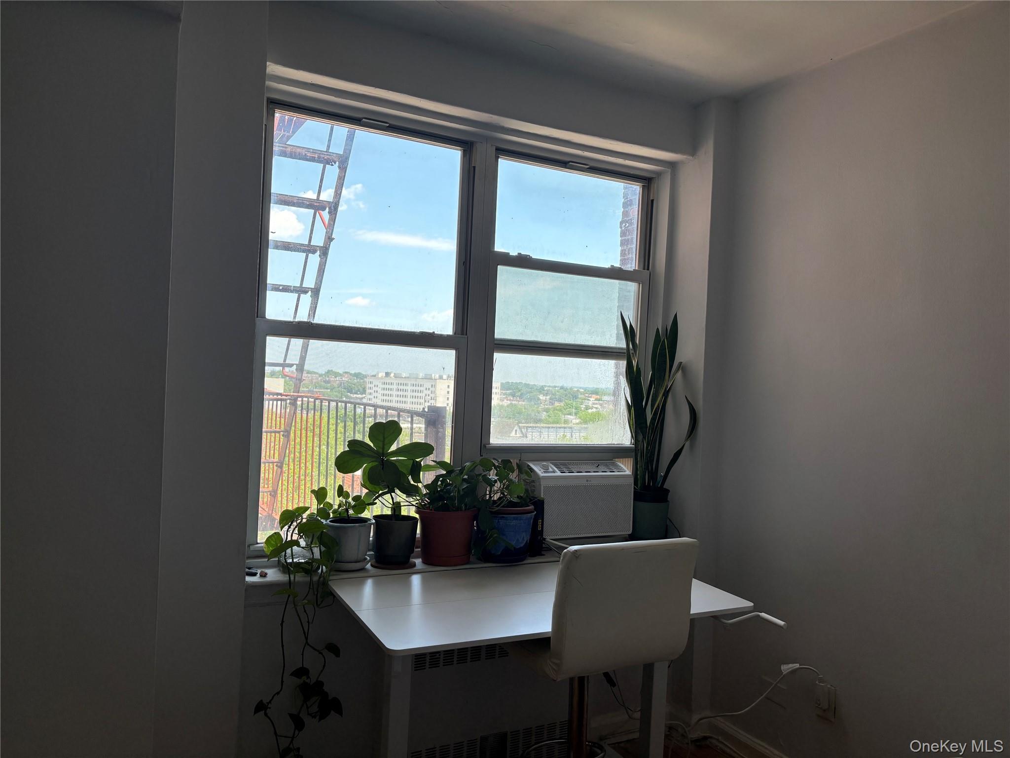 #8 photo, 3920 52nd Street, クイーンズ区 Sunnyside , NY 11377