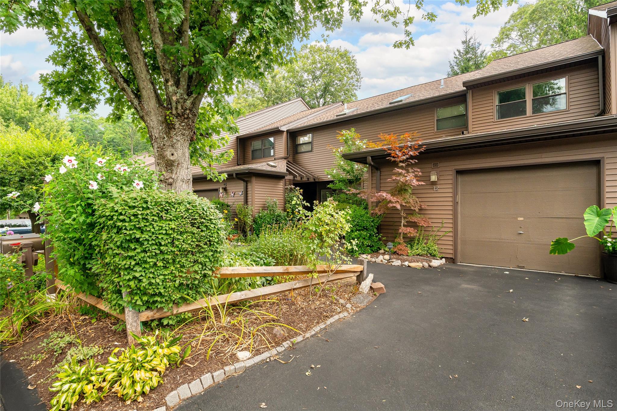 #1 photo, 12 Brooke Hollow Court, Ossining , NY 10562