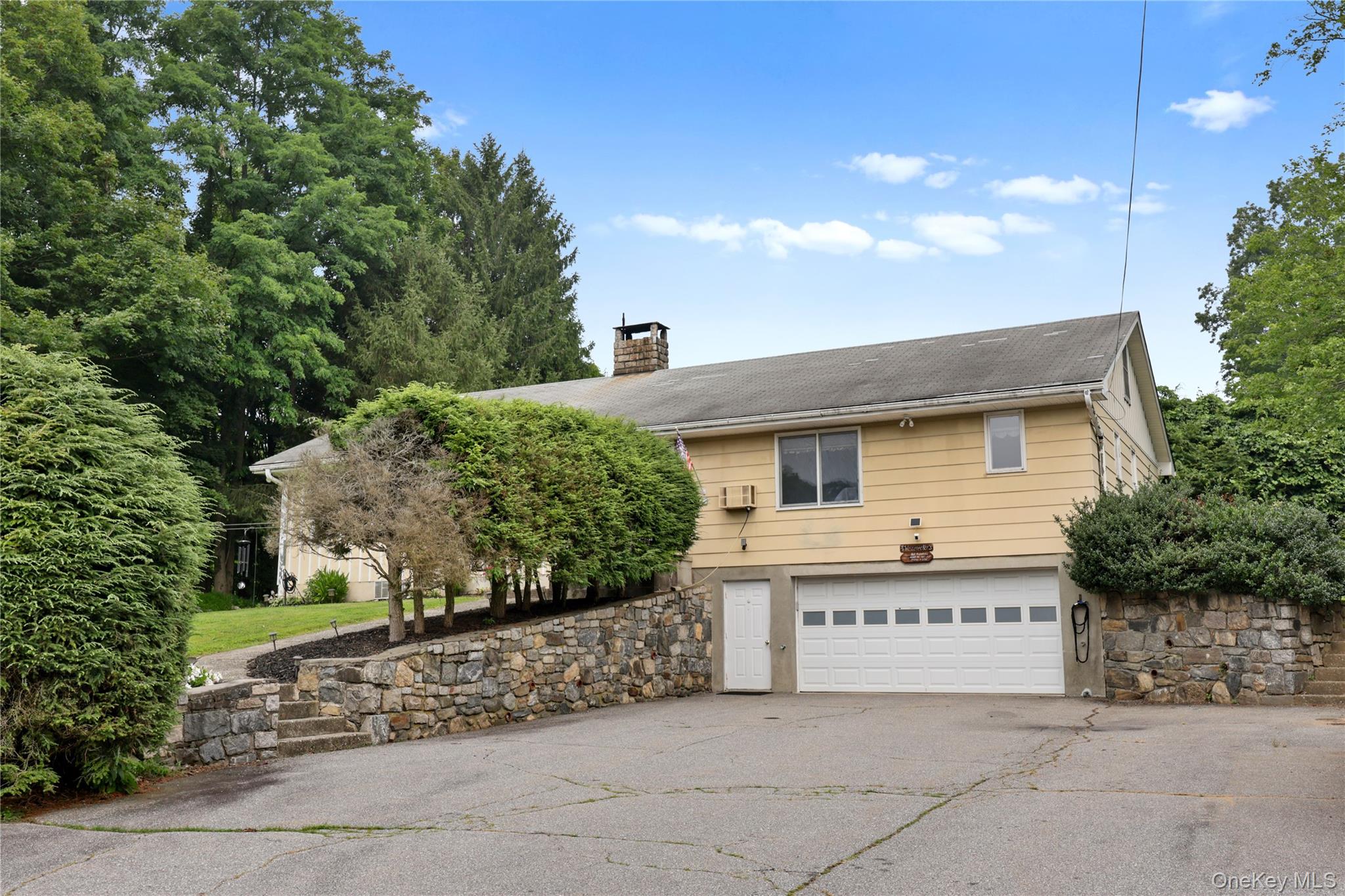 #1 photo, 147 Peaceable Hill Road, Brewster , NY 10509