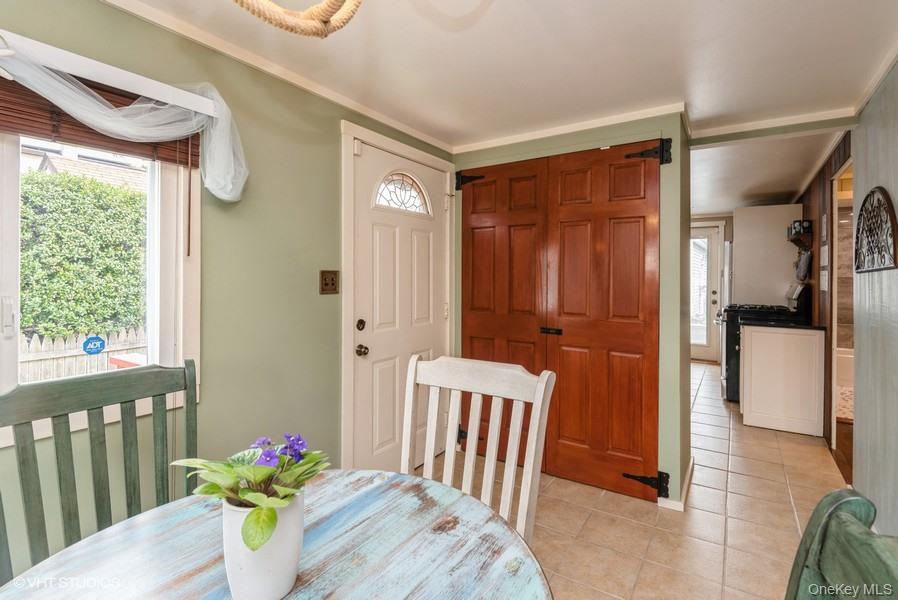 #13 photo, 10 Stuart Avenue, サフォーク郡 Babylon , NY 11702