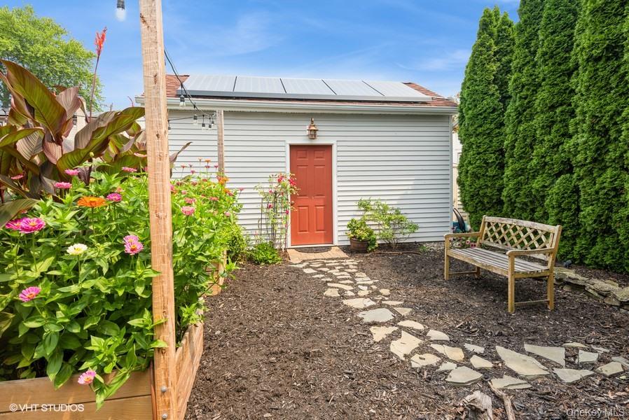 #9 photo, 10 Stuart Avenue, サフォーク郡 Babylon , NY 11702